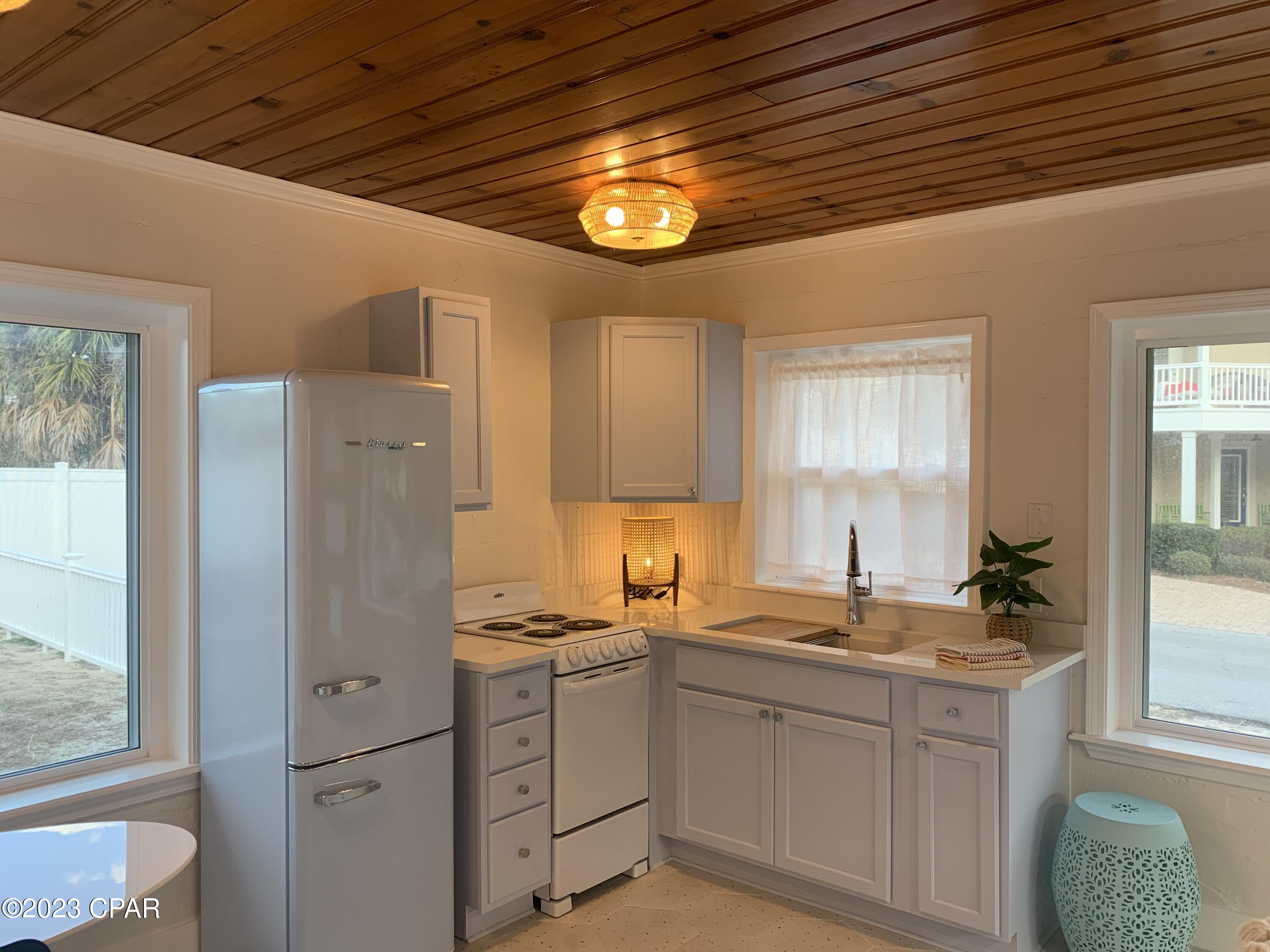 Kiska Beach - Residential