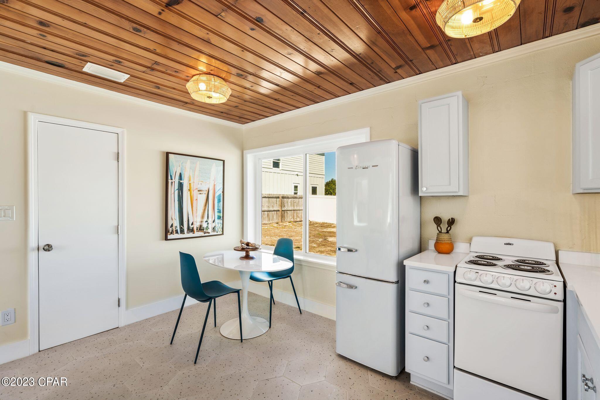 Kiska Beach - Residential