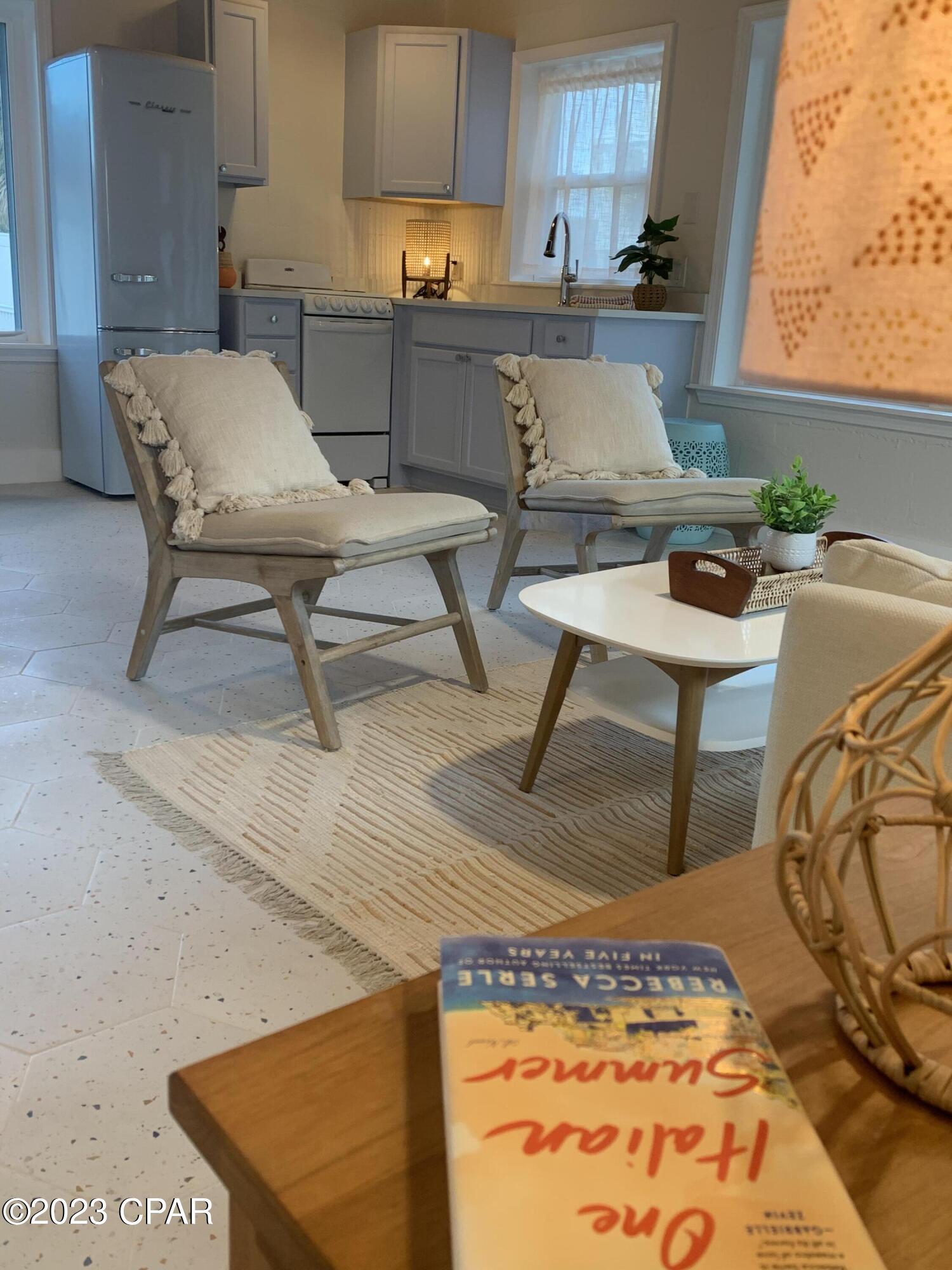 Kiska Beach - Residential