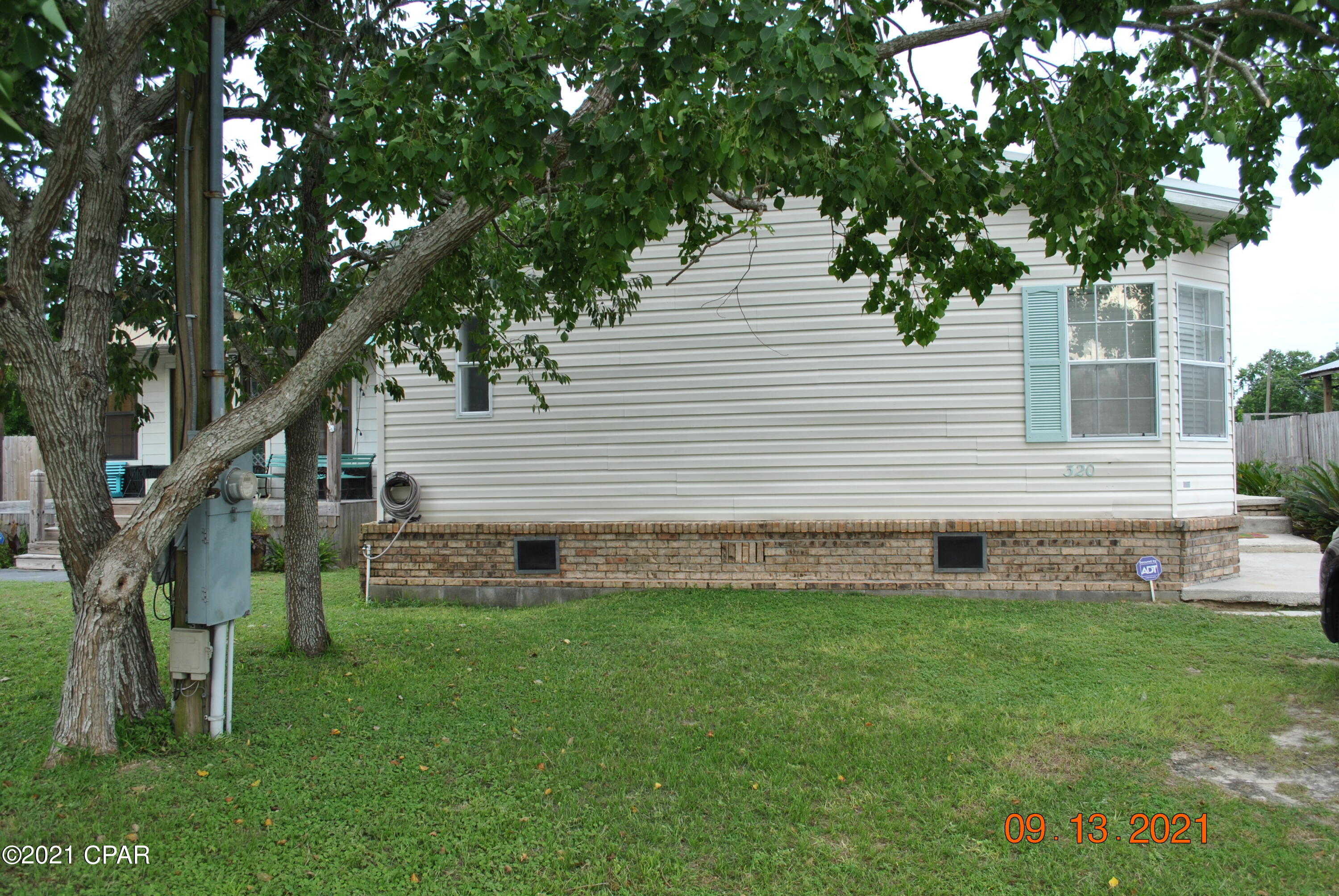 Laguna Beach Estates 7th Add - Residential