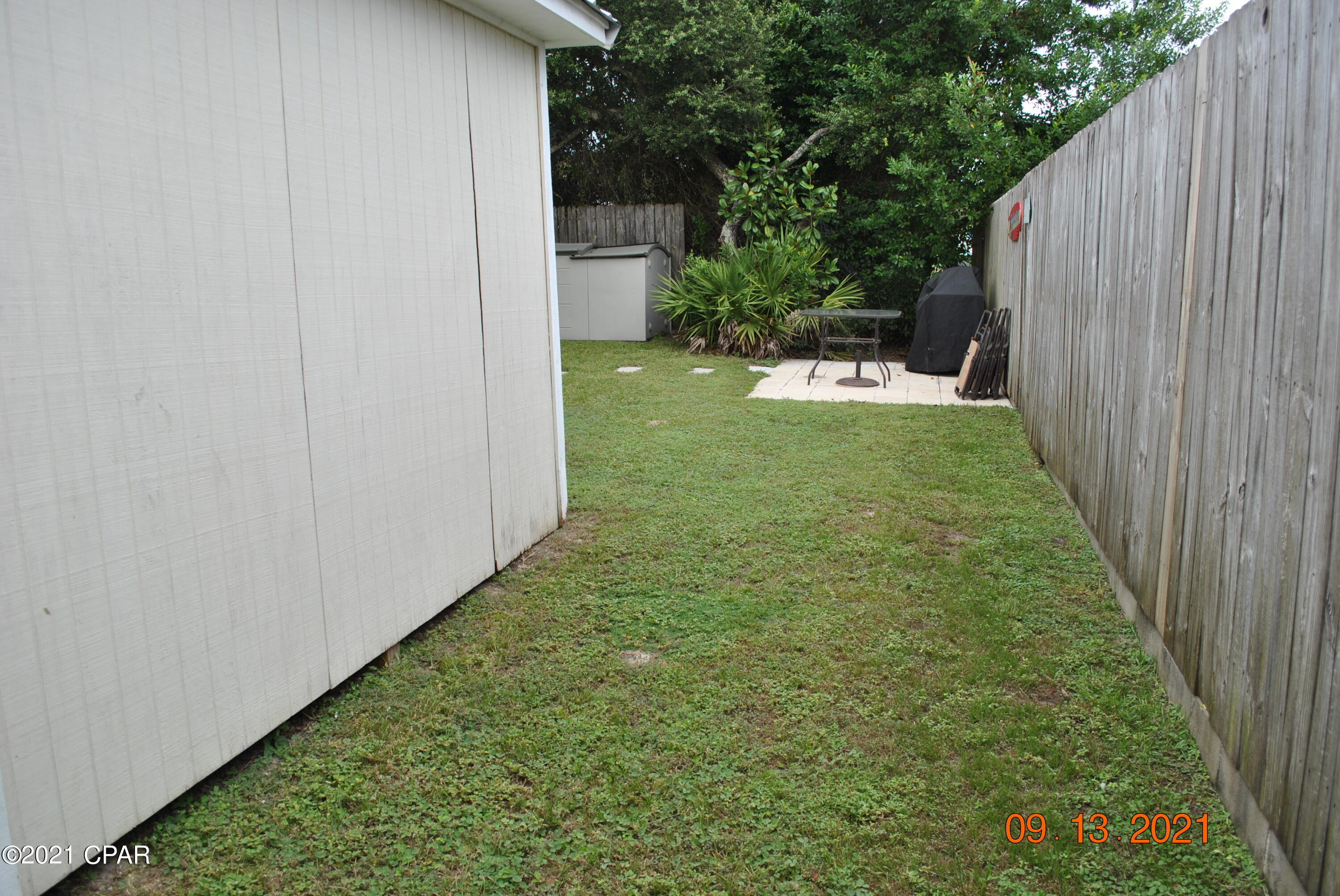 Laguna Beach Estates 7th Add - Residential