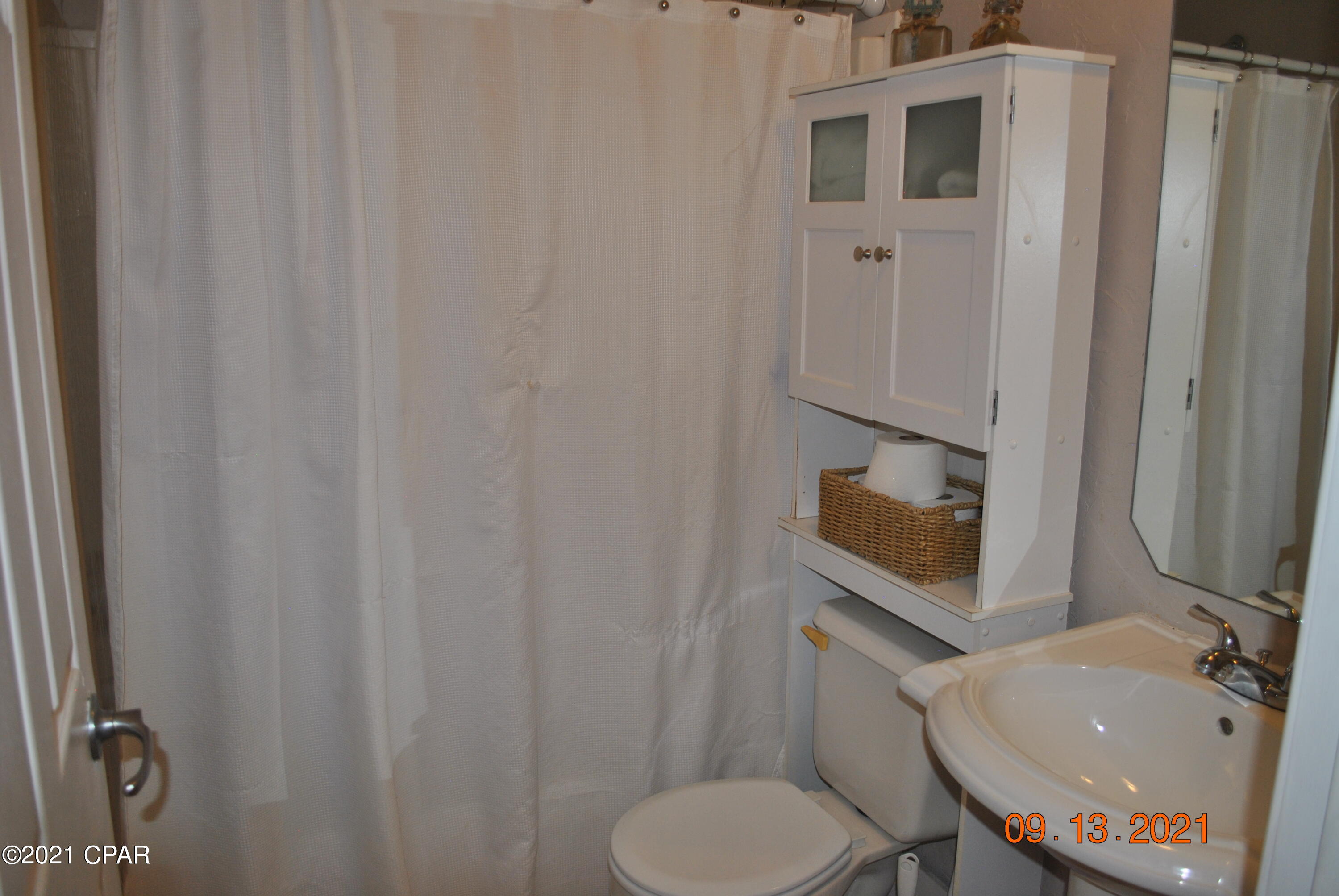 Laguna Beach Estates 7th Add - Residential