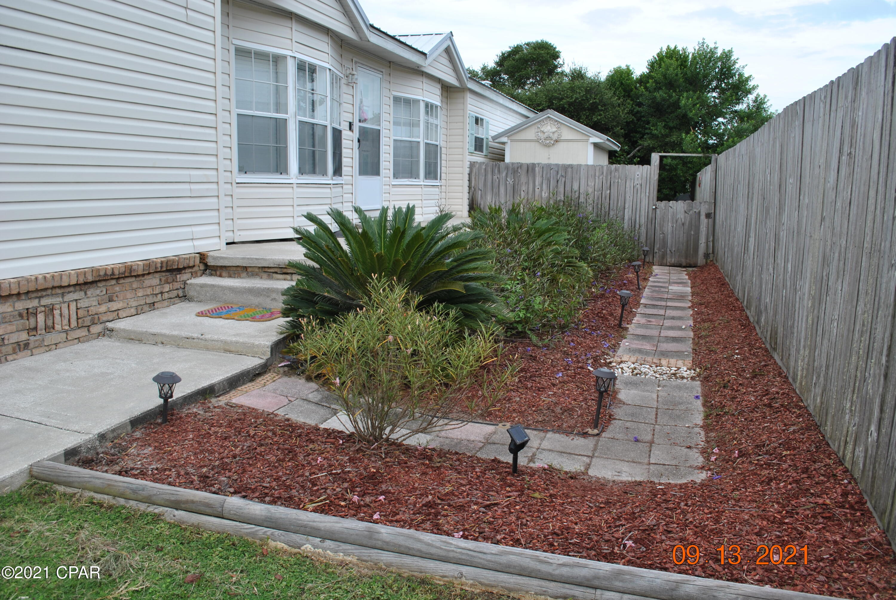 Laguna Beach Estates 7th Add - Residential