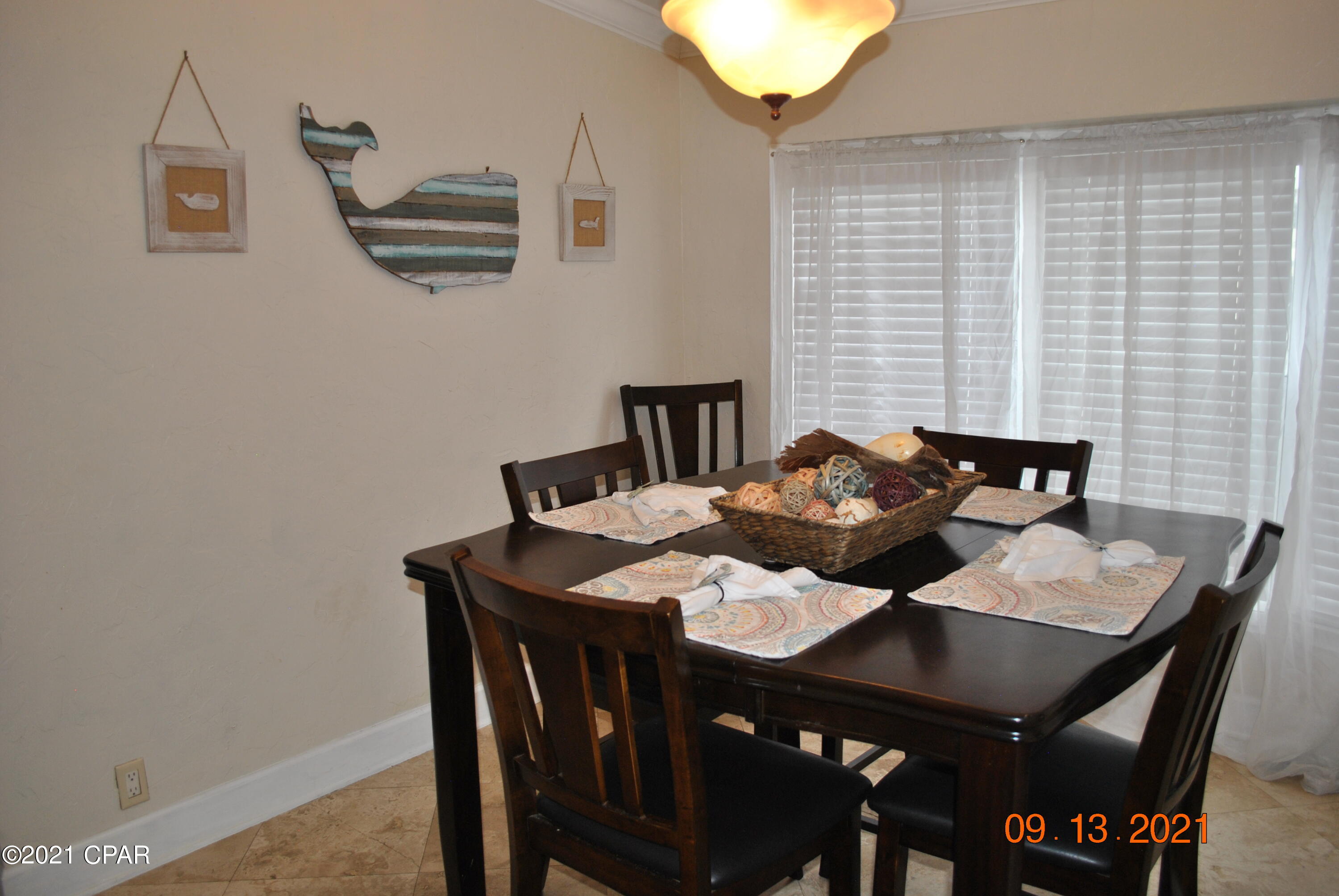 Laguna Beach Estates 7th Add - Residential