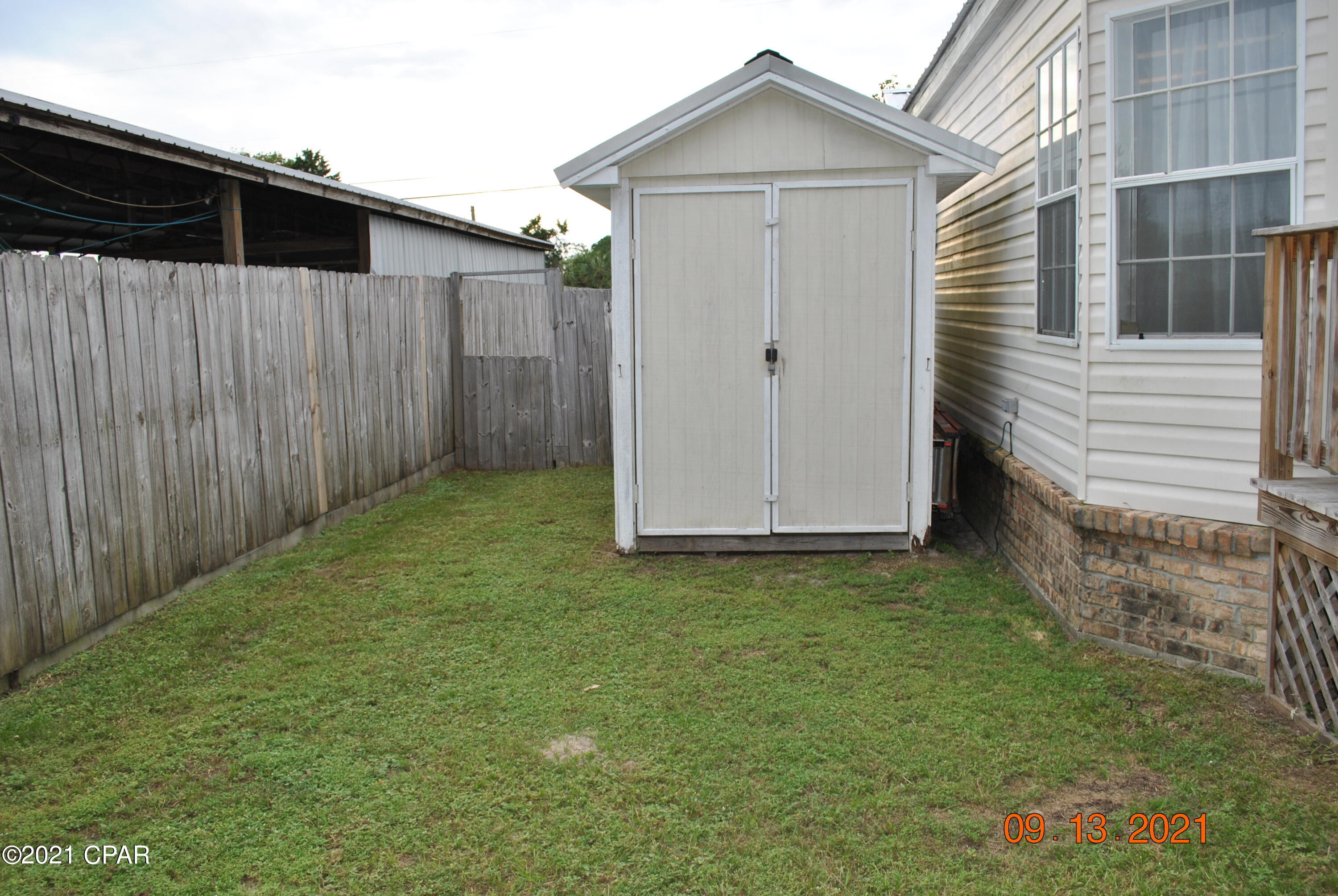 Laguna Beach Estates 7th Add - Residential