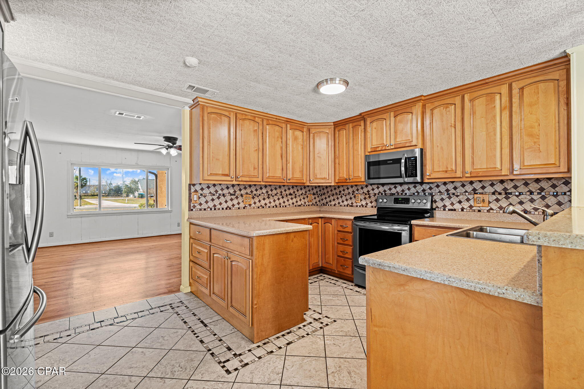 [No Recorded Subdiv] - Residential