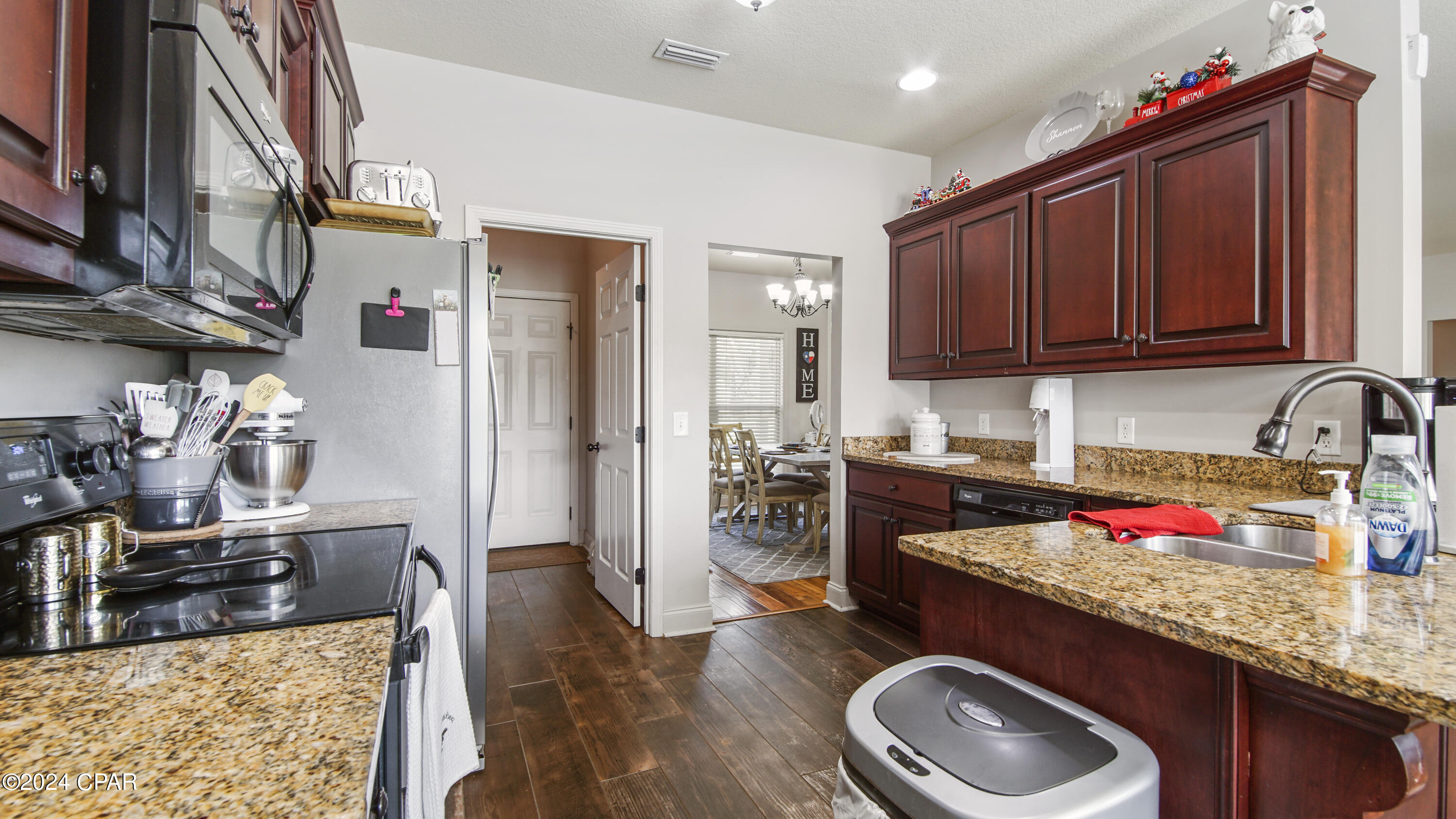 [No Recorded Subdiv] - Residential