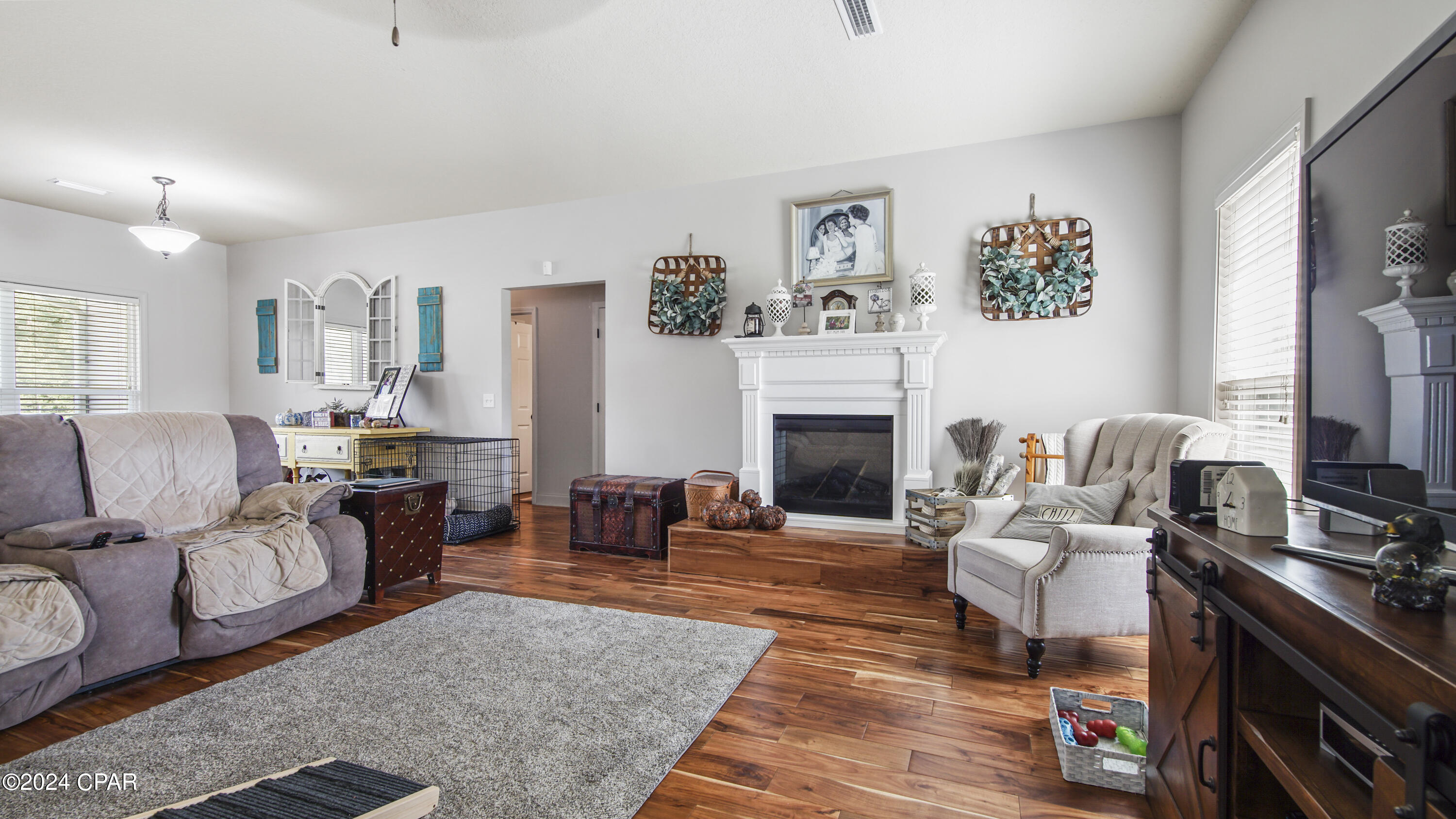 [No Recorded Subdiv] - Residential