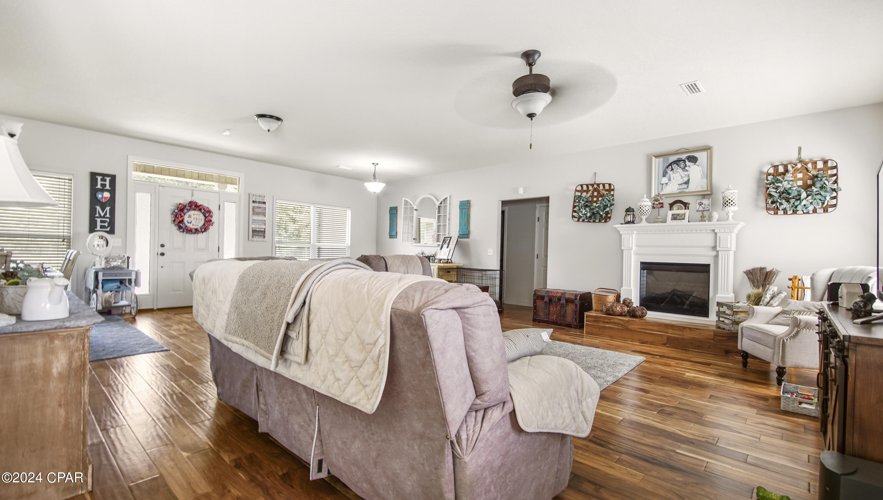 [No Recorded Subdiv] - Residential