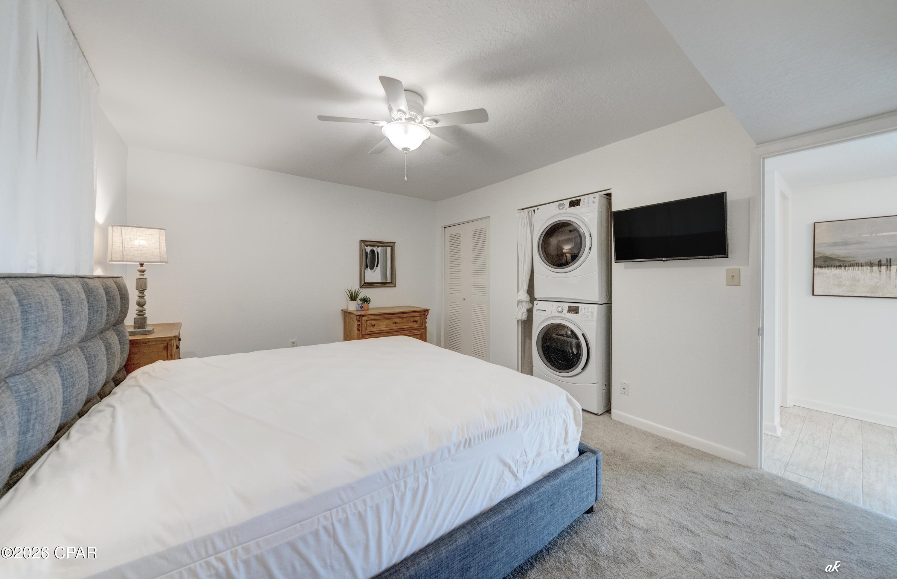 Dolphin Point - Residential