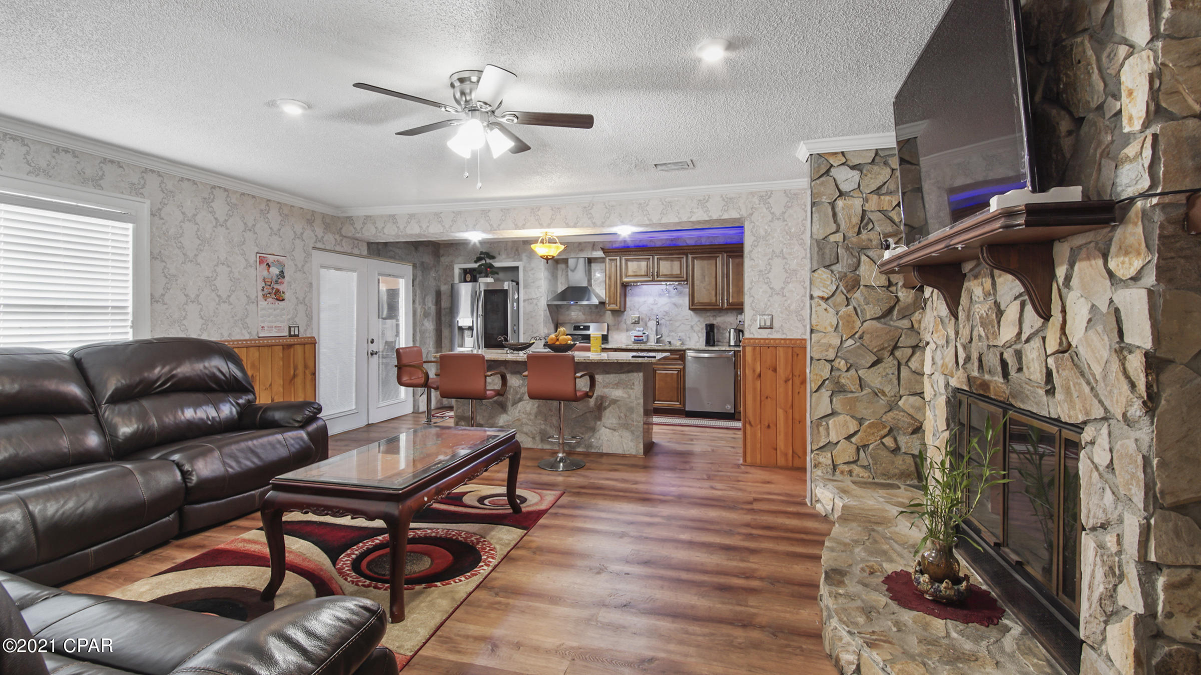 Hutchison's 1st To Bahama Bch - Residential