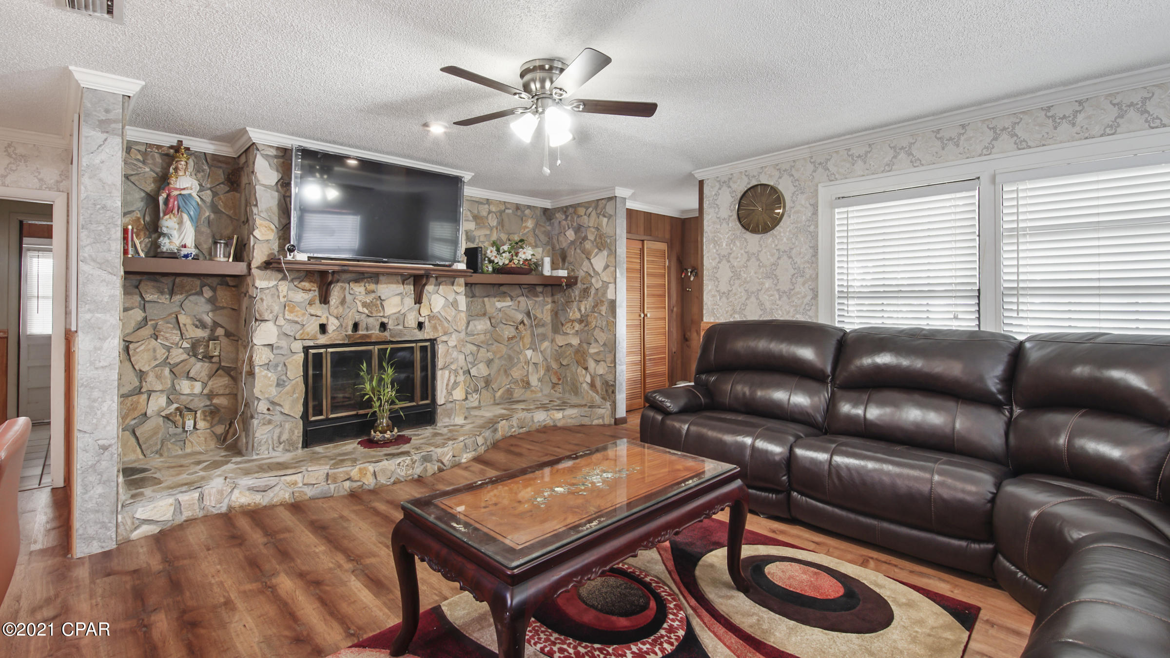 Hutchison's 1st To Bahama Bch - Residential