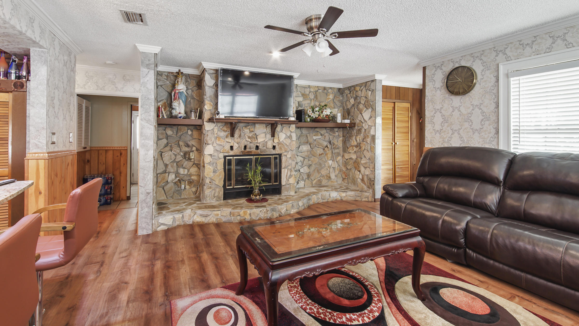 Hutchison's 1st To Bahama Bch - Residential