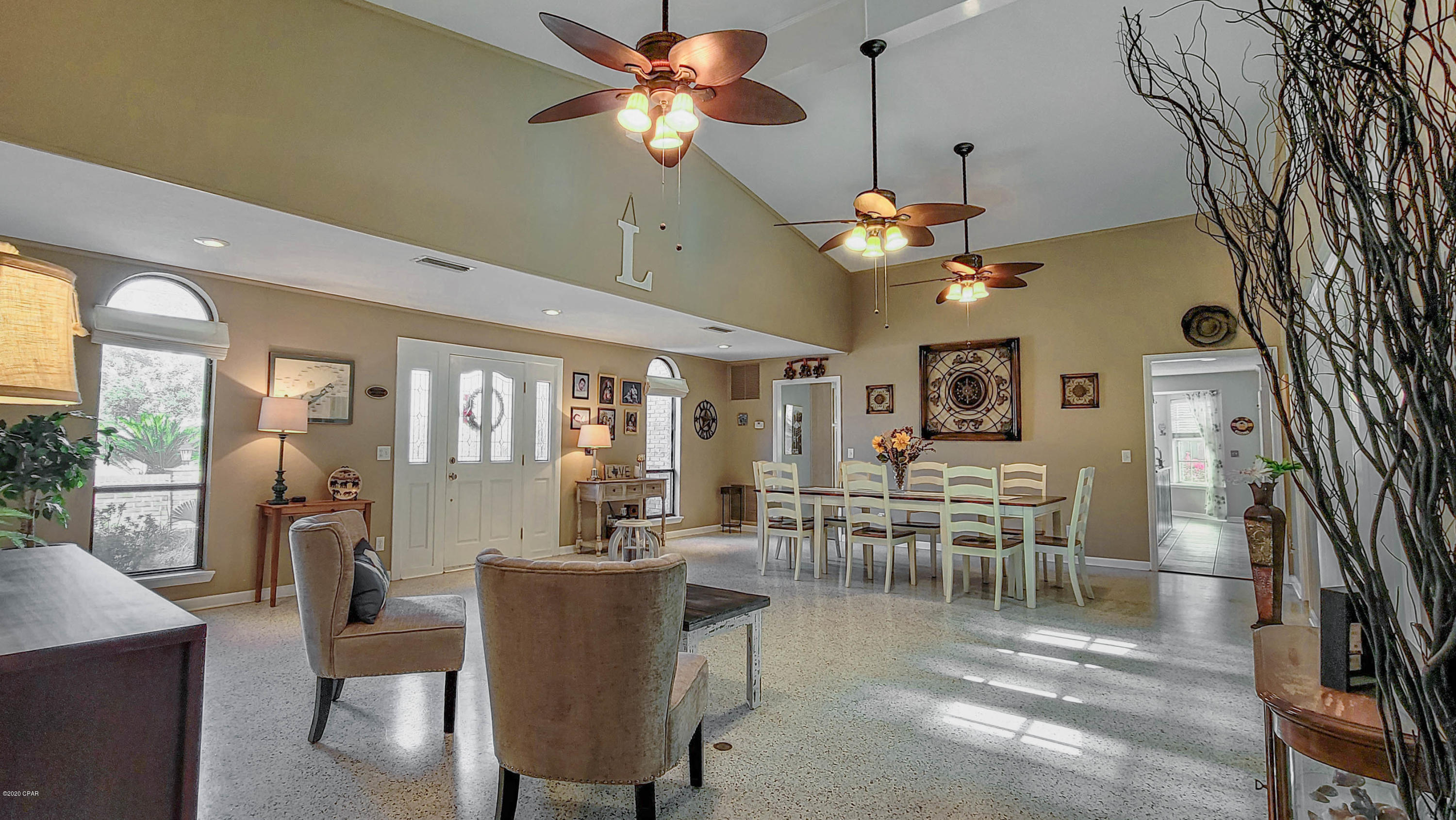 Grand Lagoon Banks - Residential