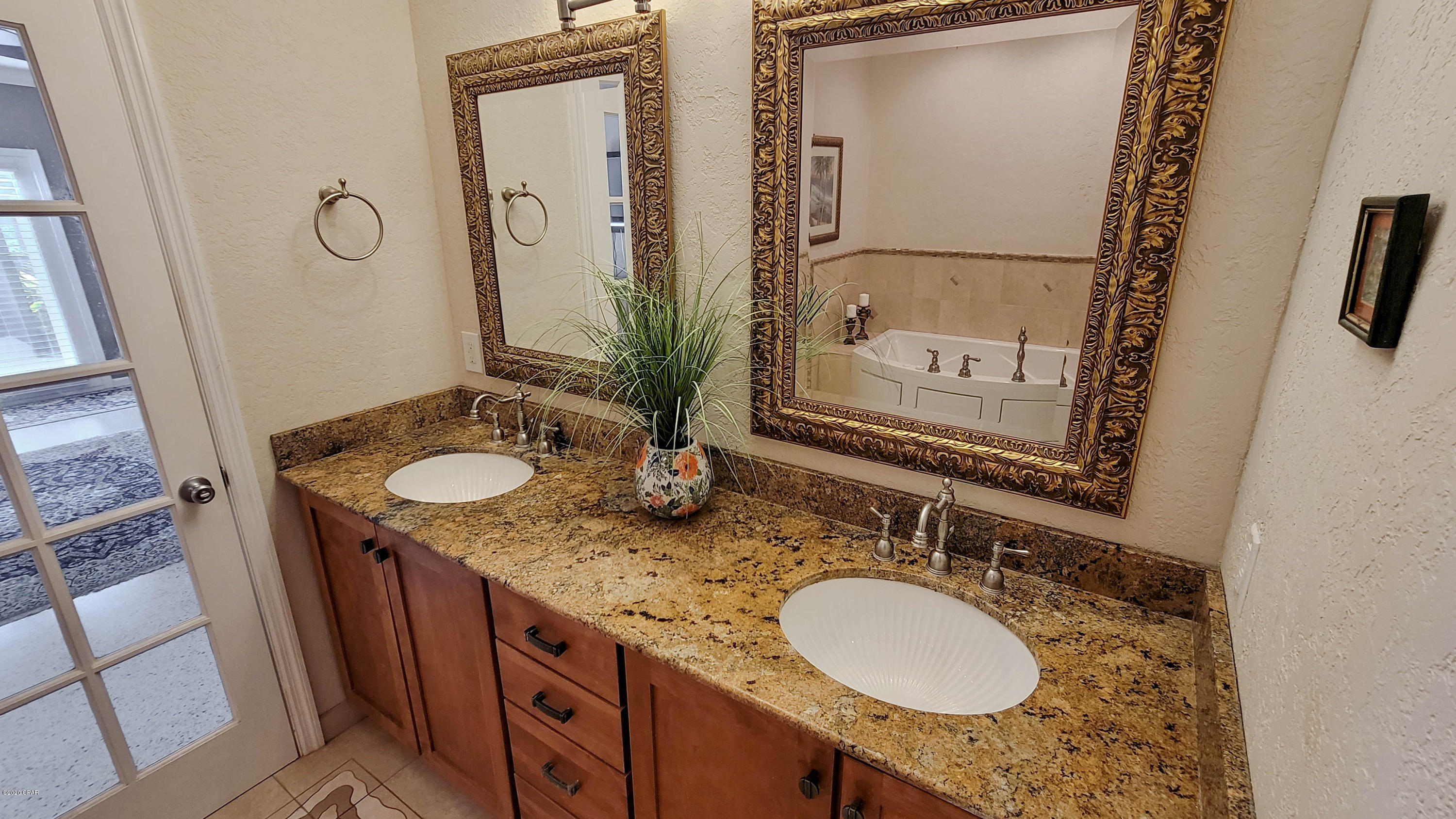 Grand Lagoon Banks - Residential