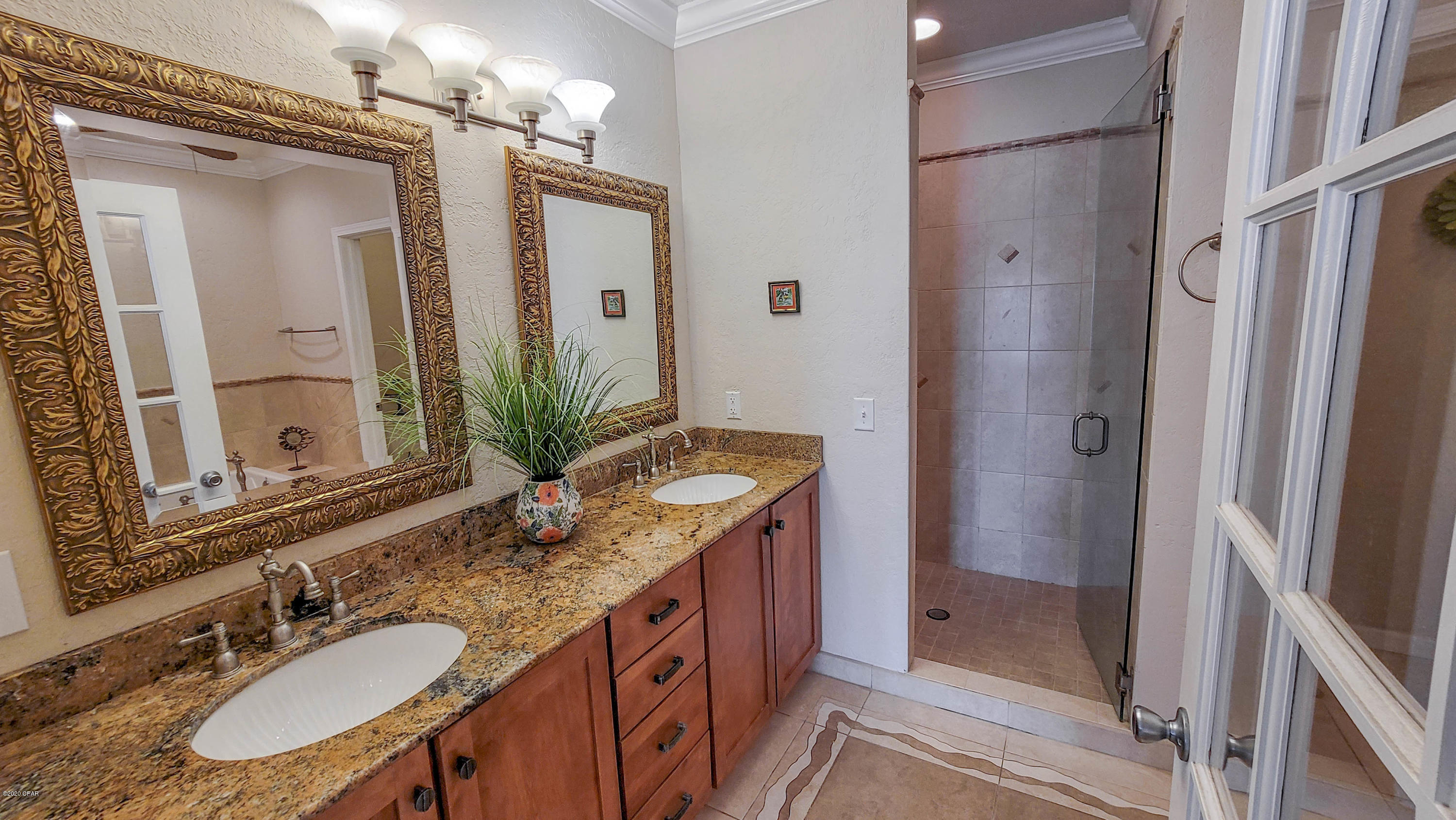 Grand Lagoon Banks - Residential