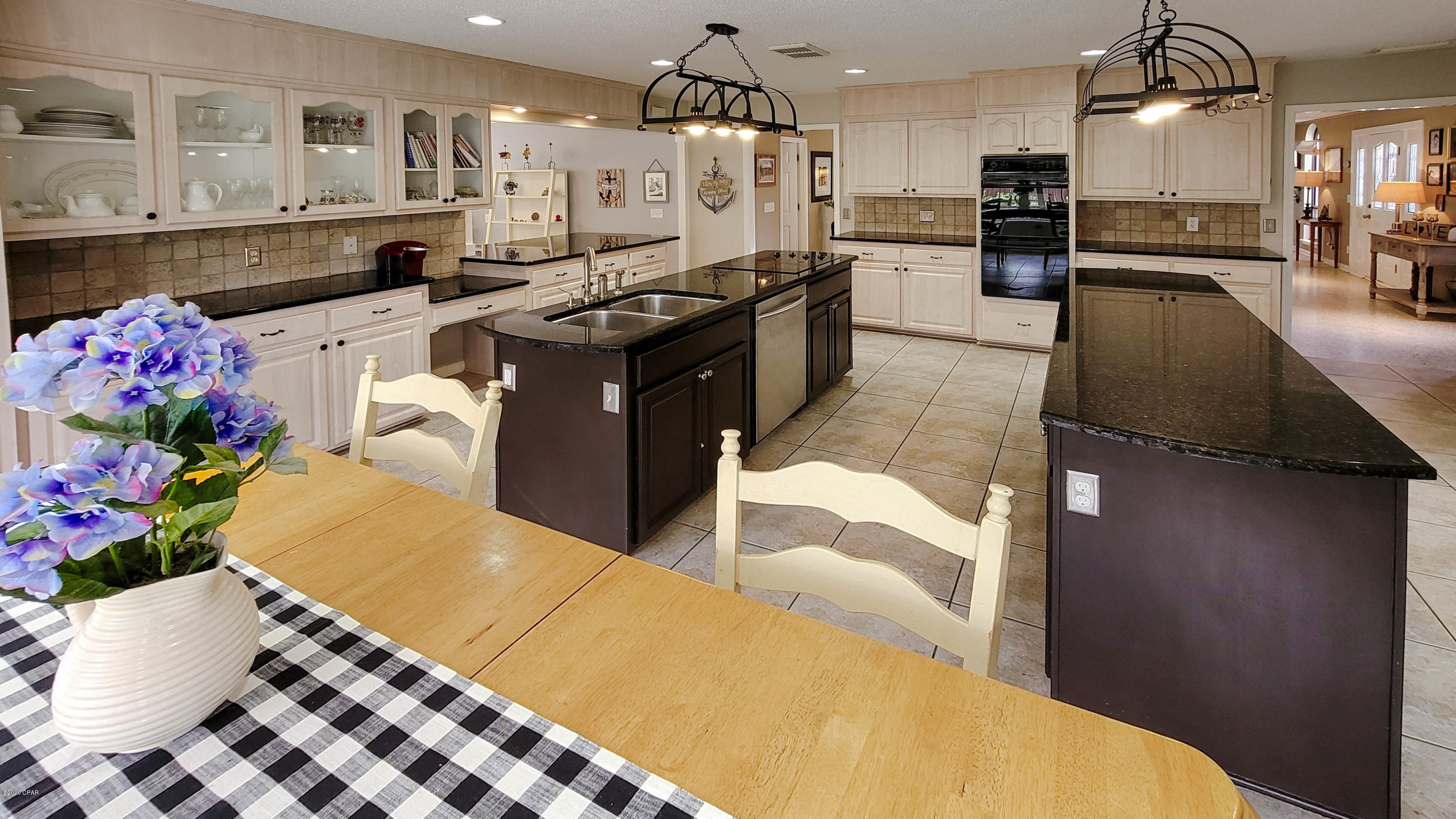 Grand Lagoon Banks - Residential