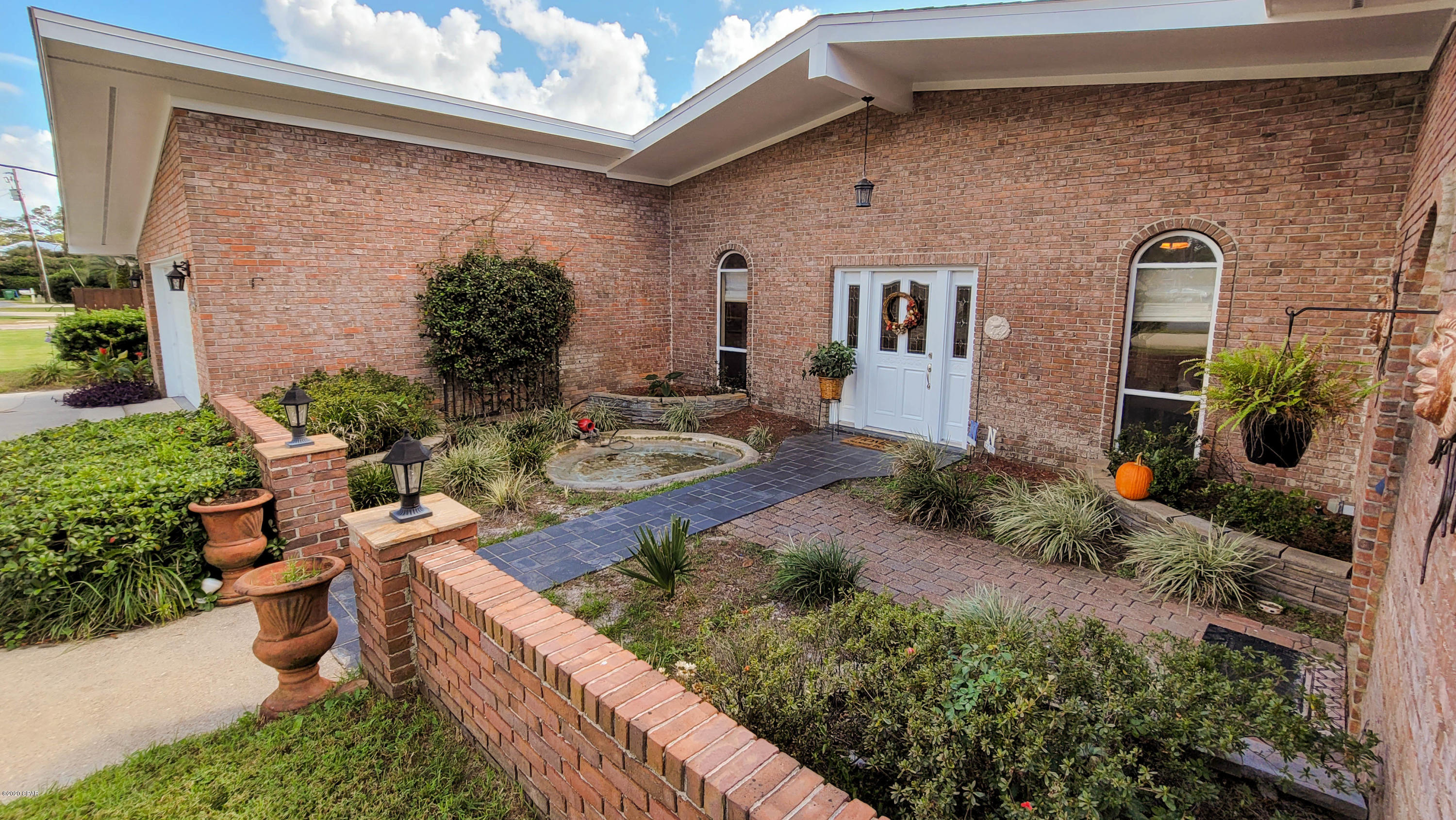 Grand Lagoon Banks - Residential