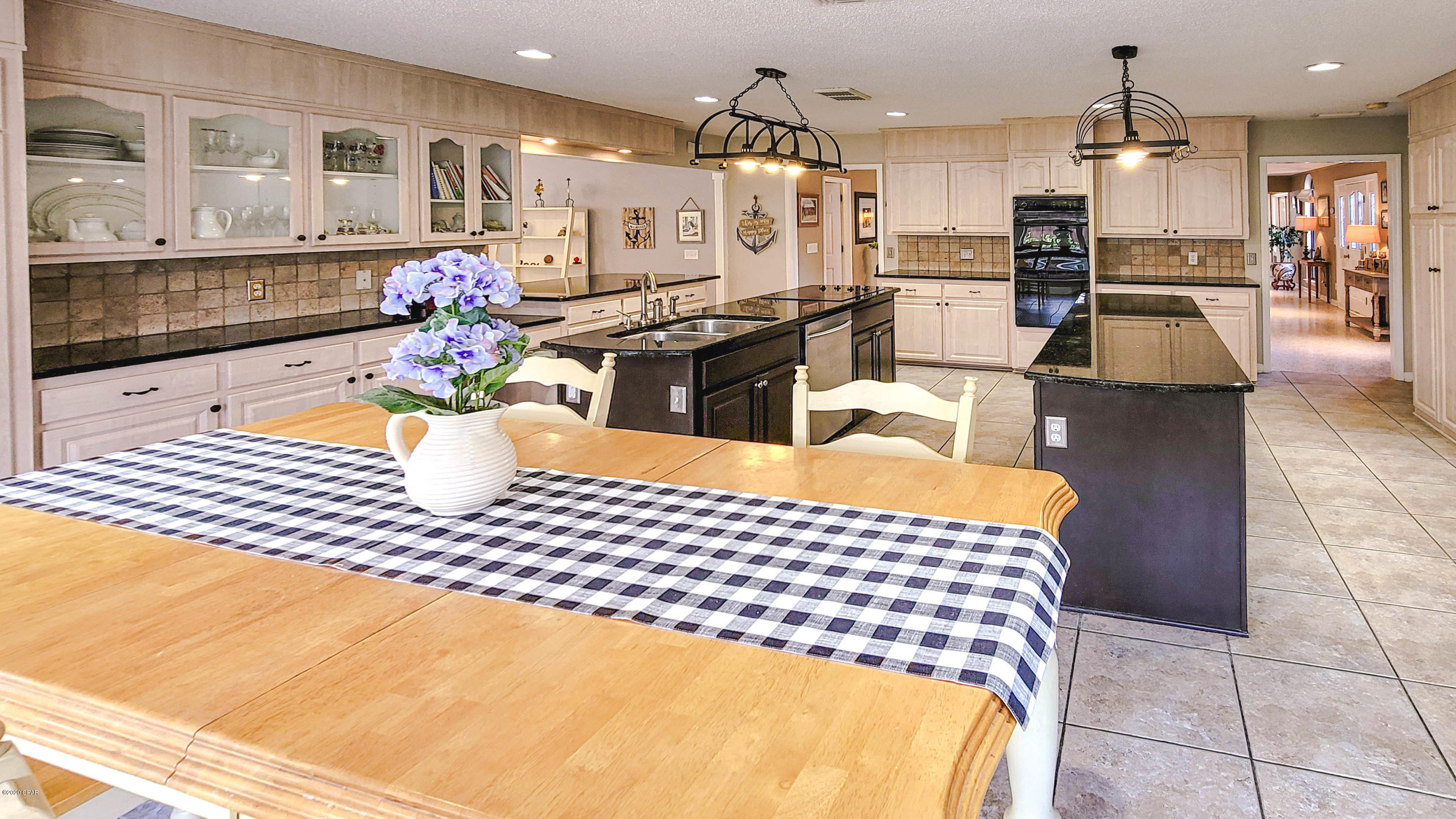 Grand Lagoon Banks - Residential