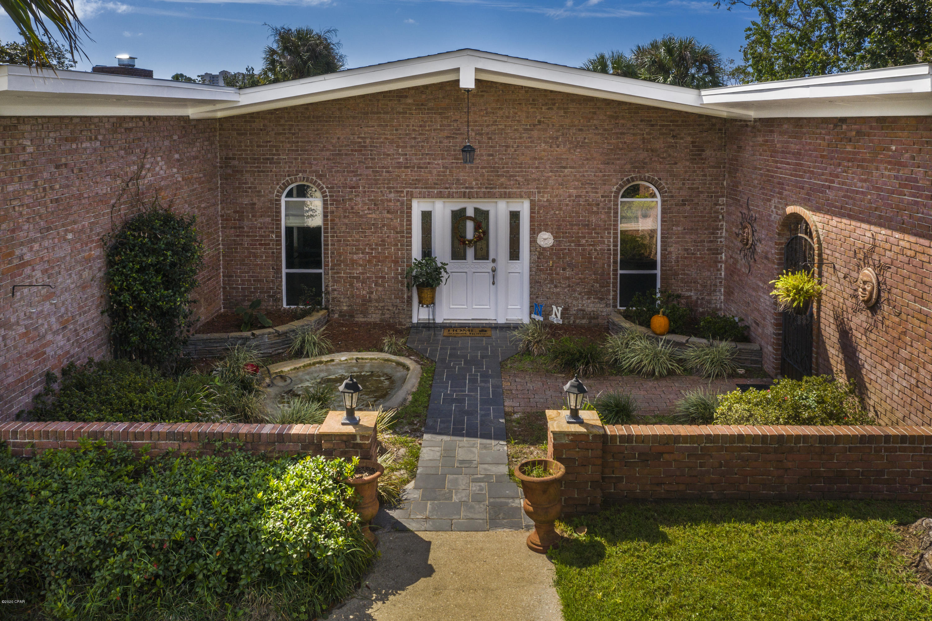 Grand Lagoon Banks - Residential