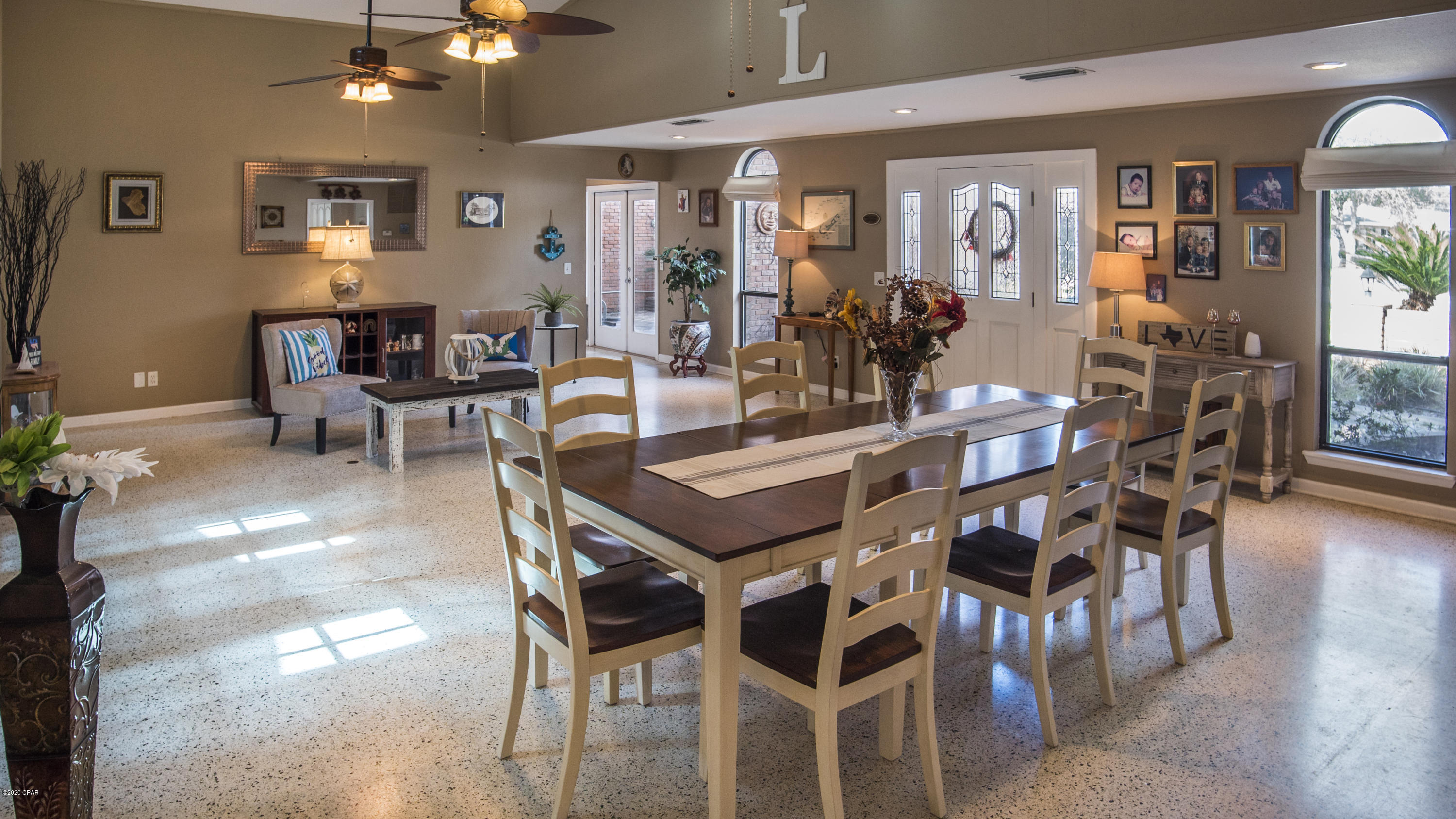 Grand Lagoon Banks - Residential