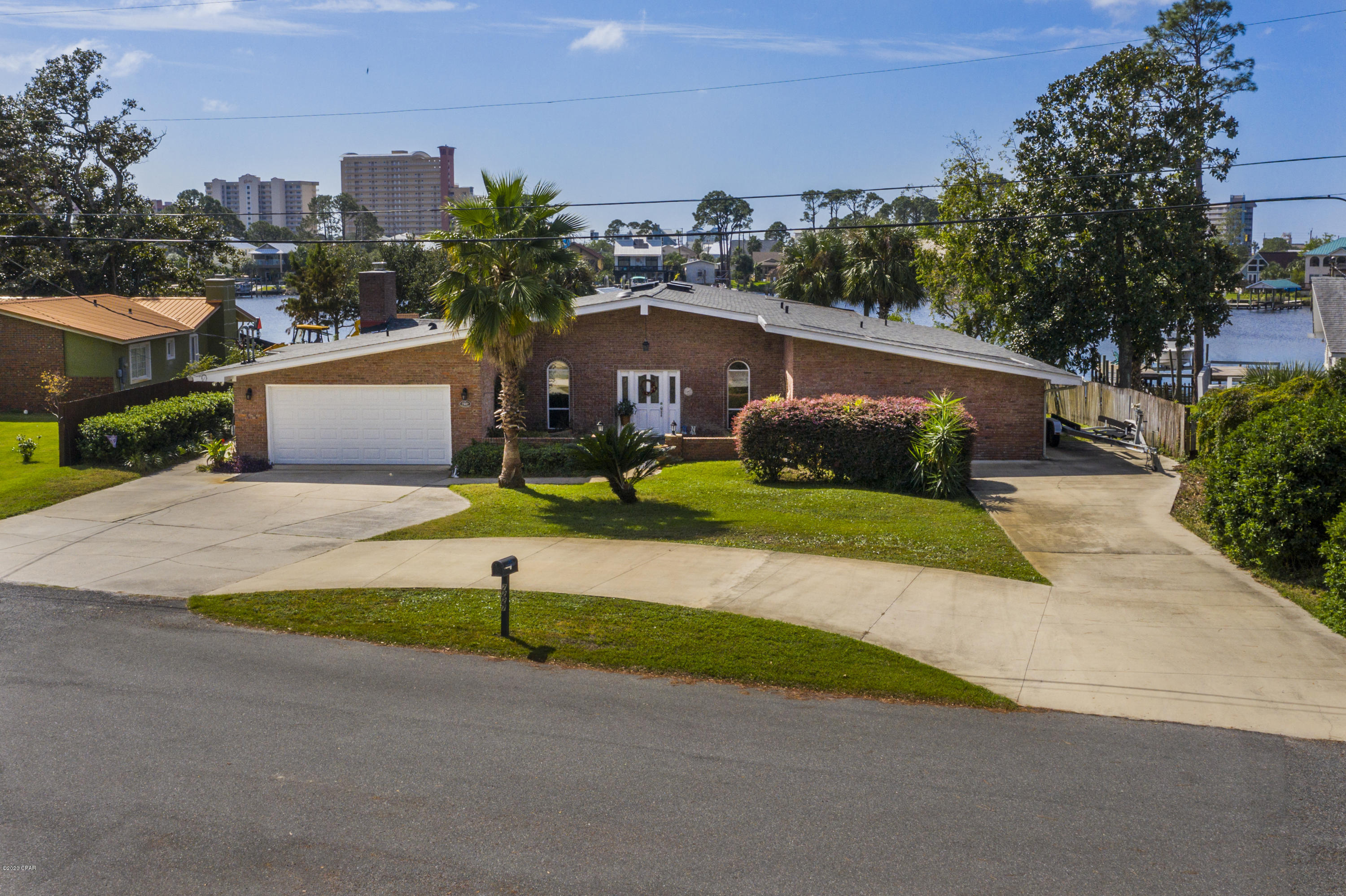 Grand Lagoon Banks - Residential