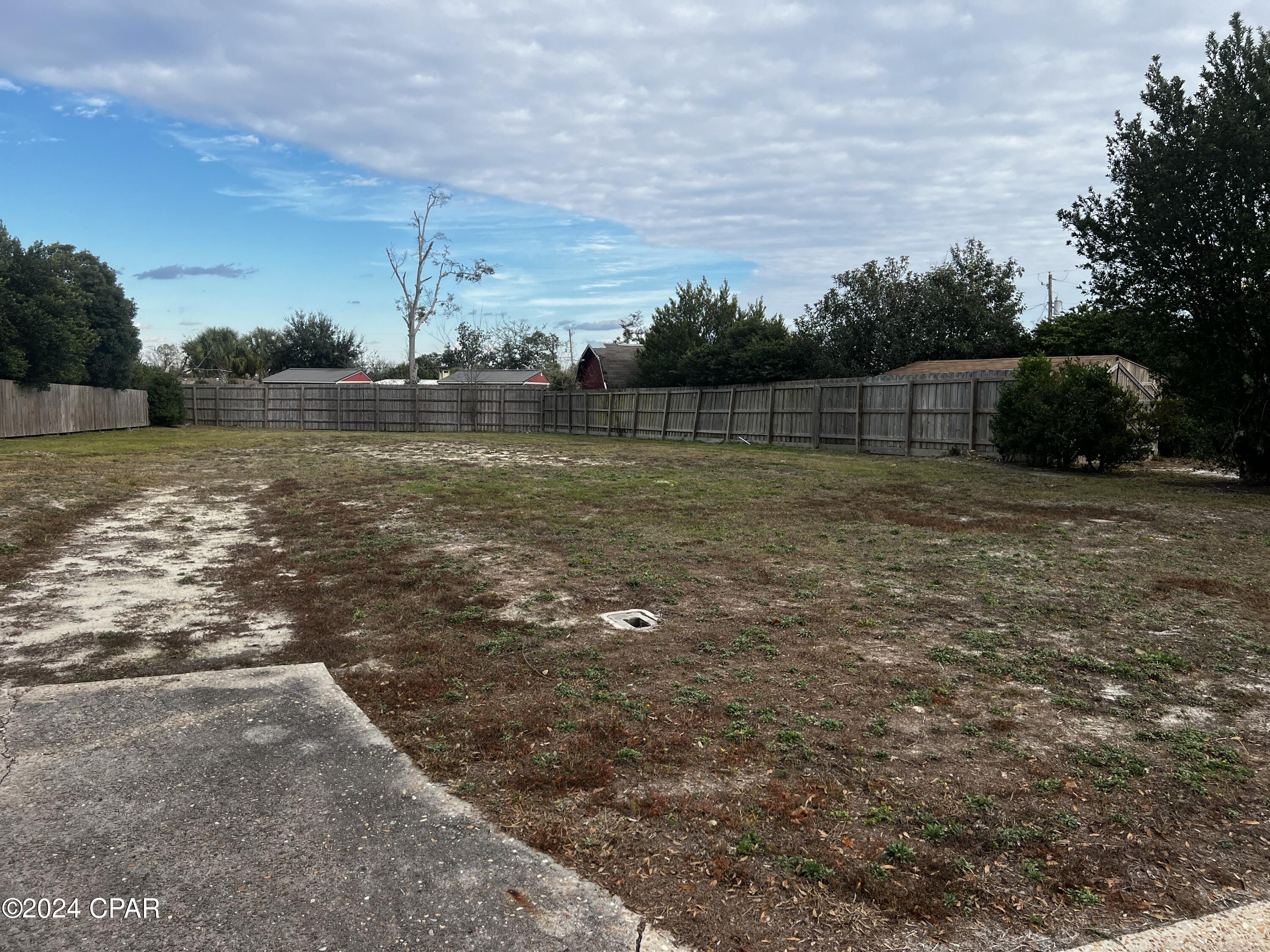 [No Recorded Subdiv] - Land