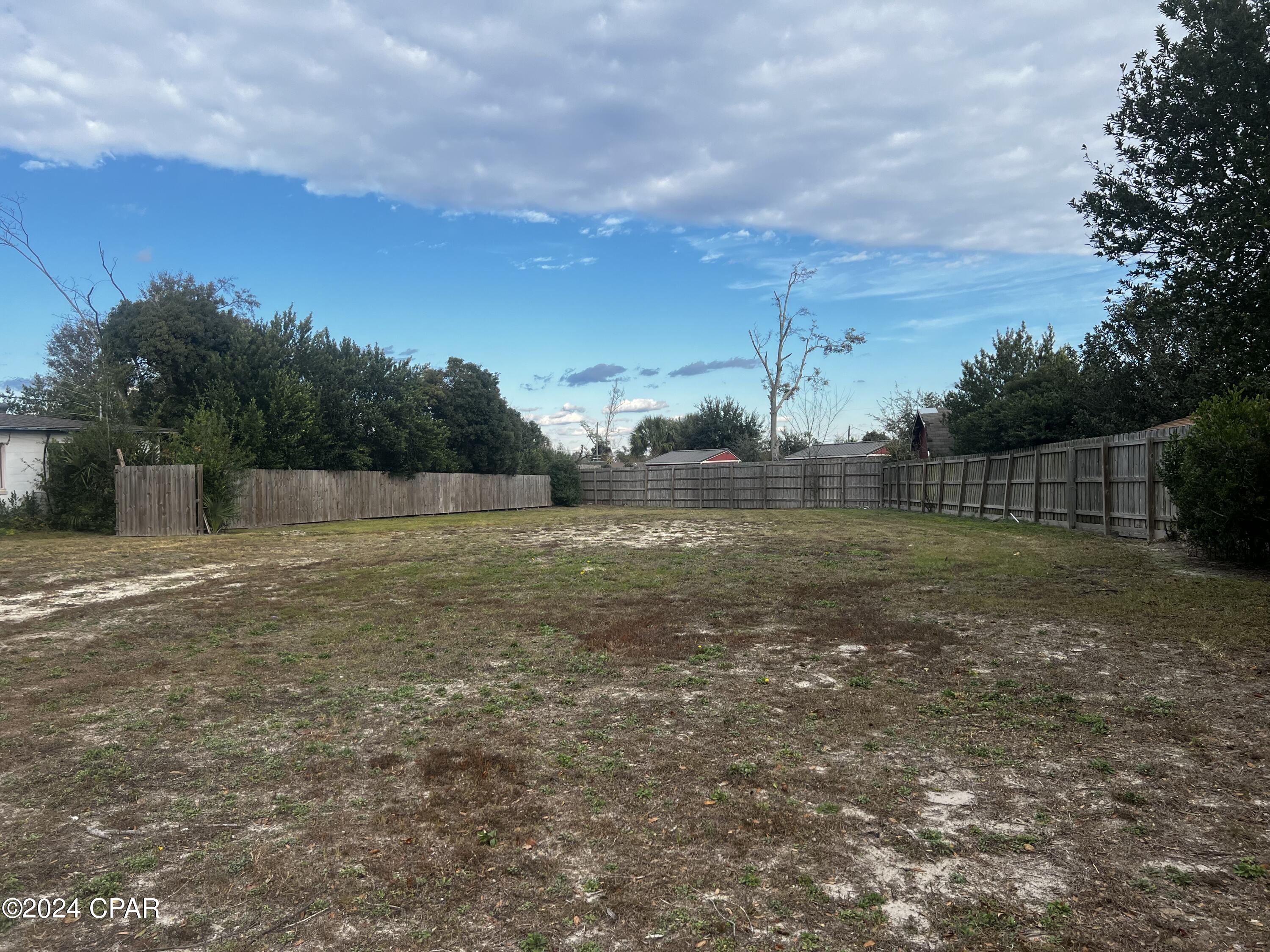 [No Recorded Subdiv] - Land