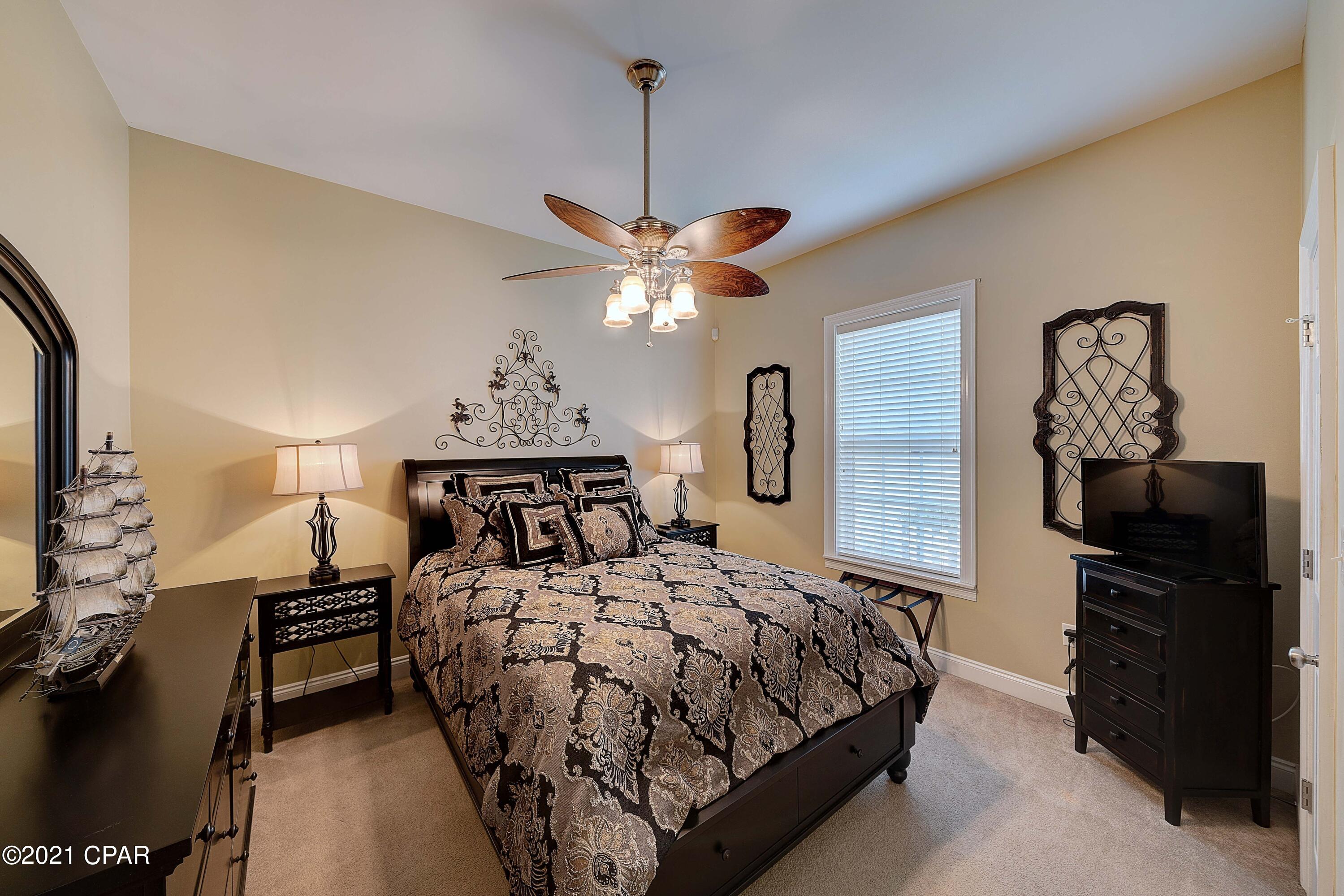 Dolphin Bay Ph I - Residential