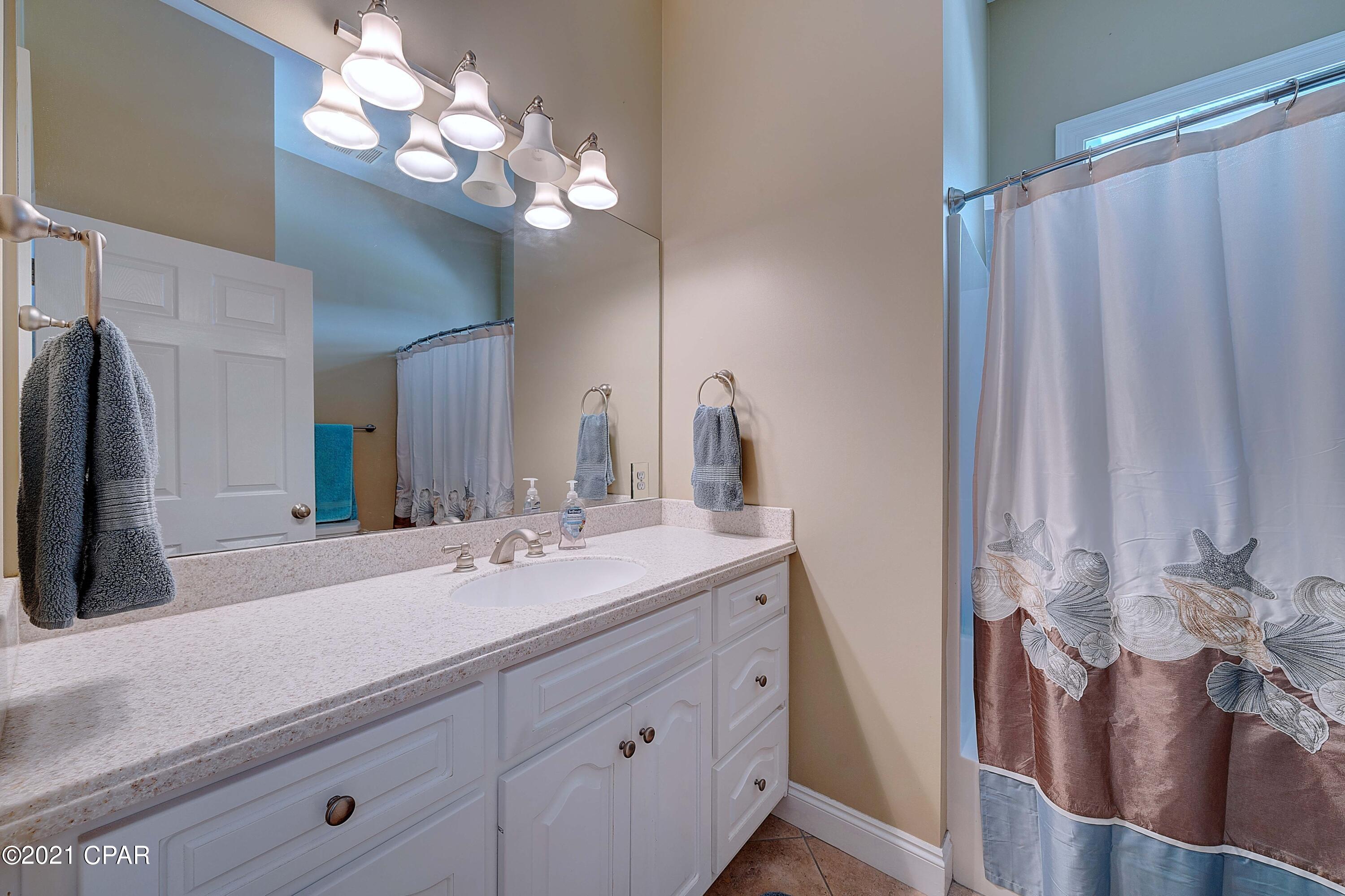 Dolphin Bay Ph I - Residential