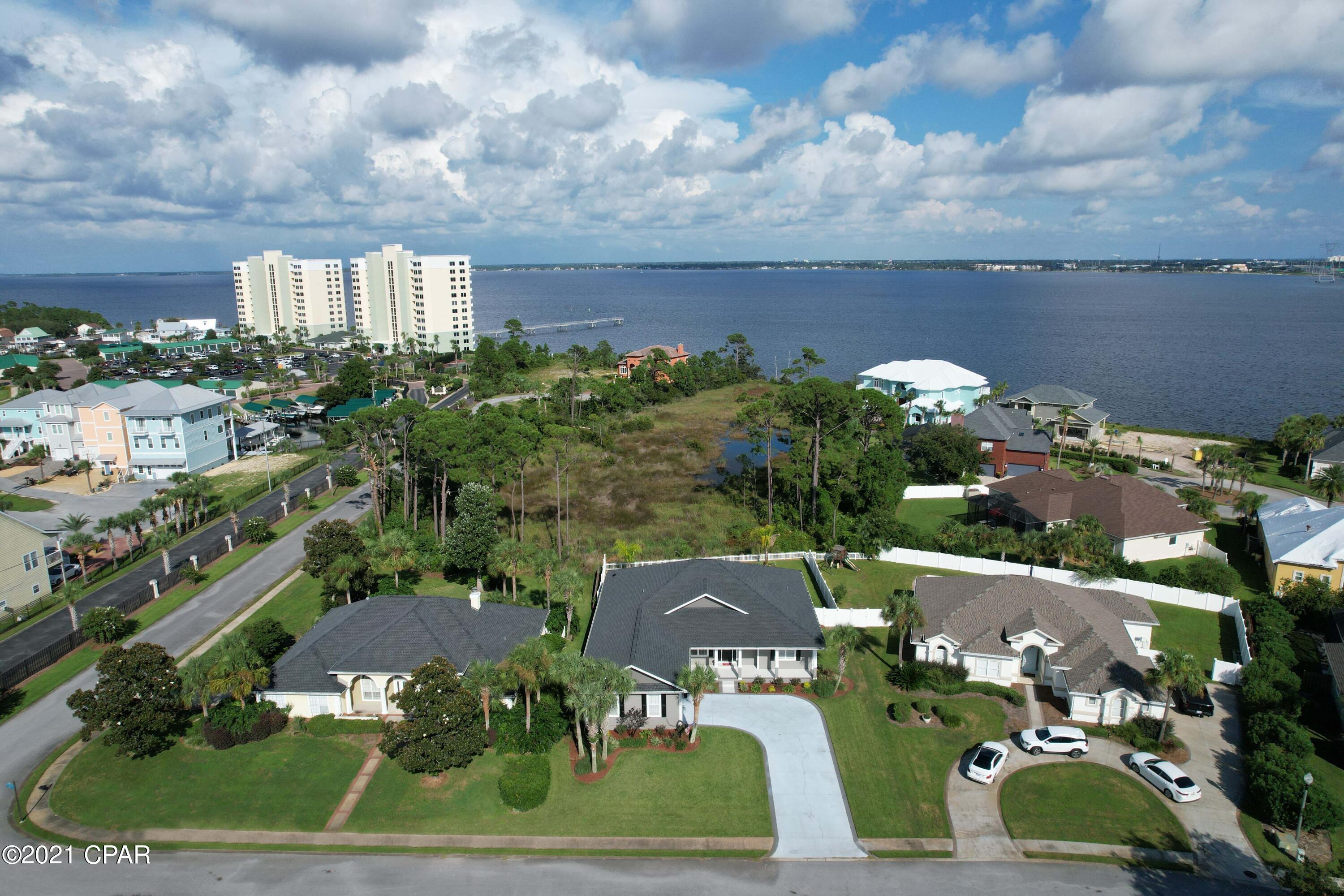 Dolphin Bay Ph I - Residential