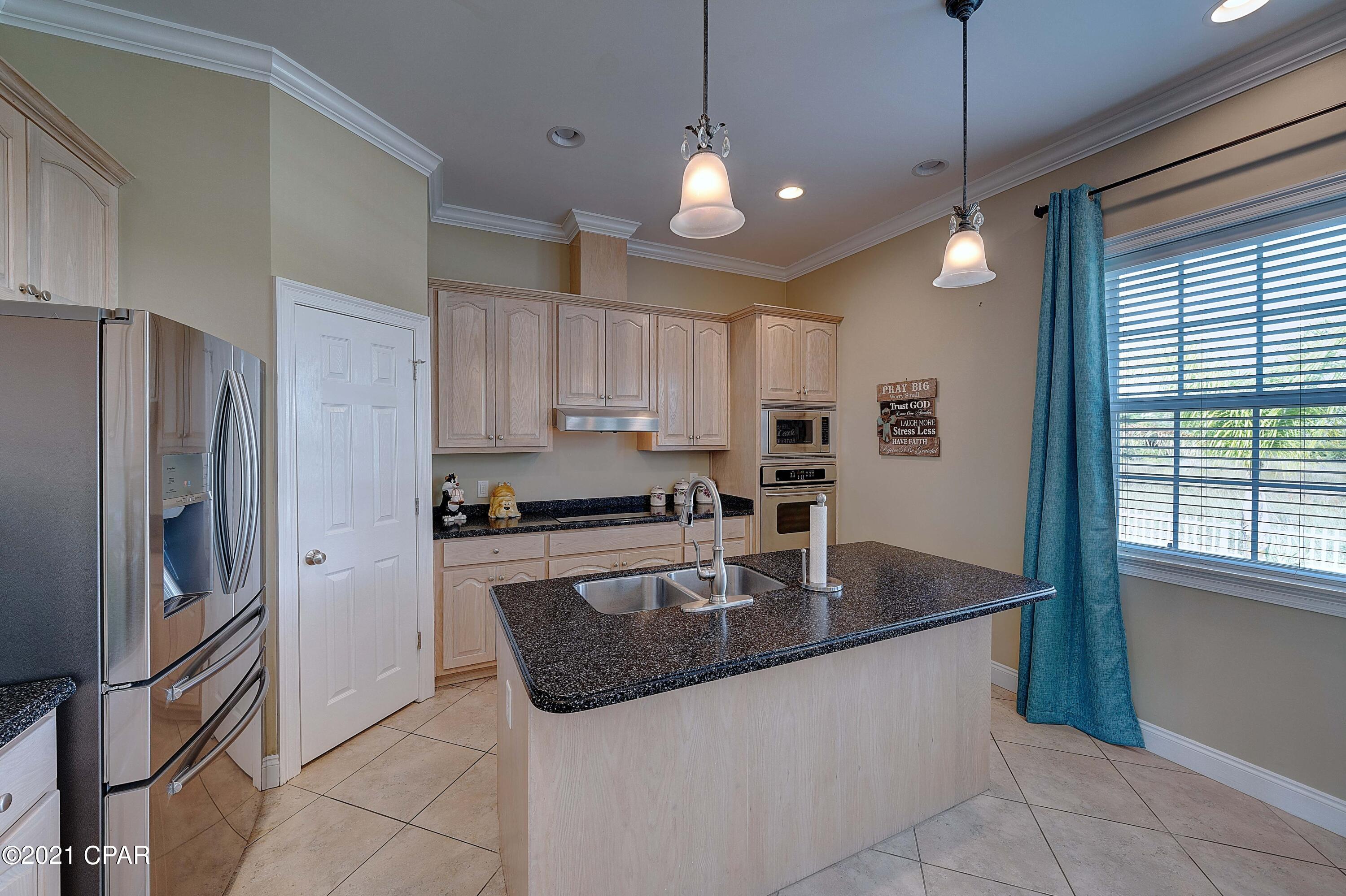 Dolphin Bay Ph I - Residential