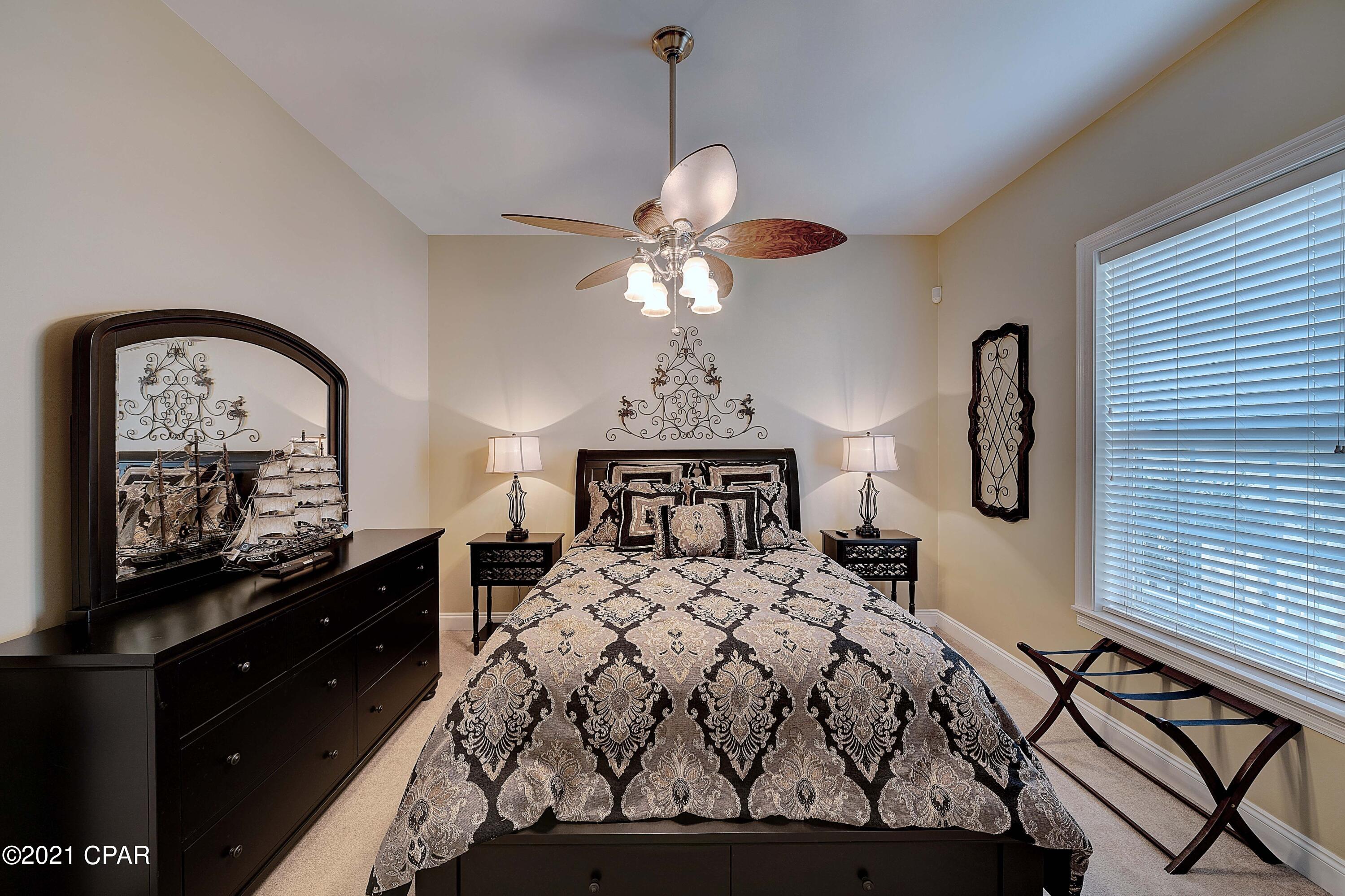 Dolphin Bay Ph I - Residential