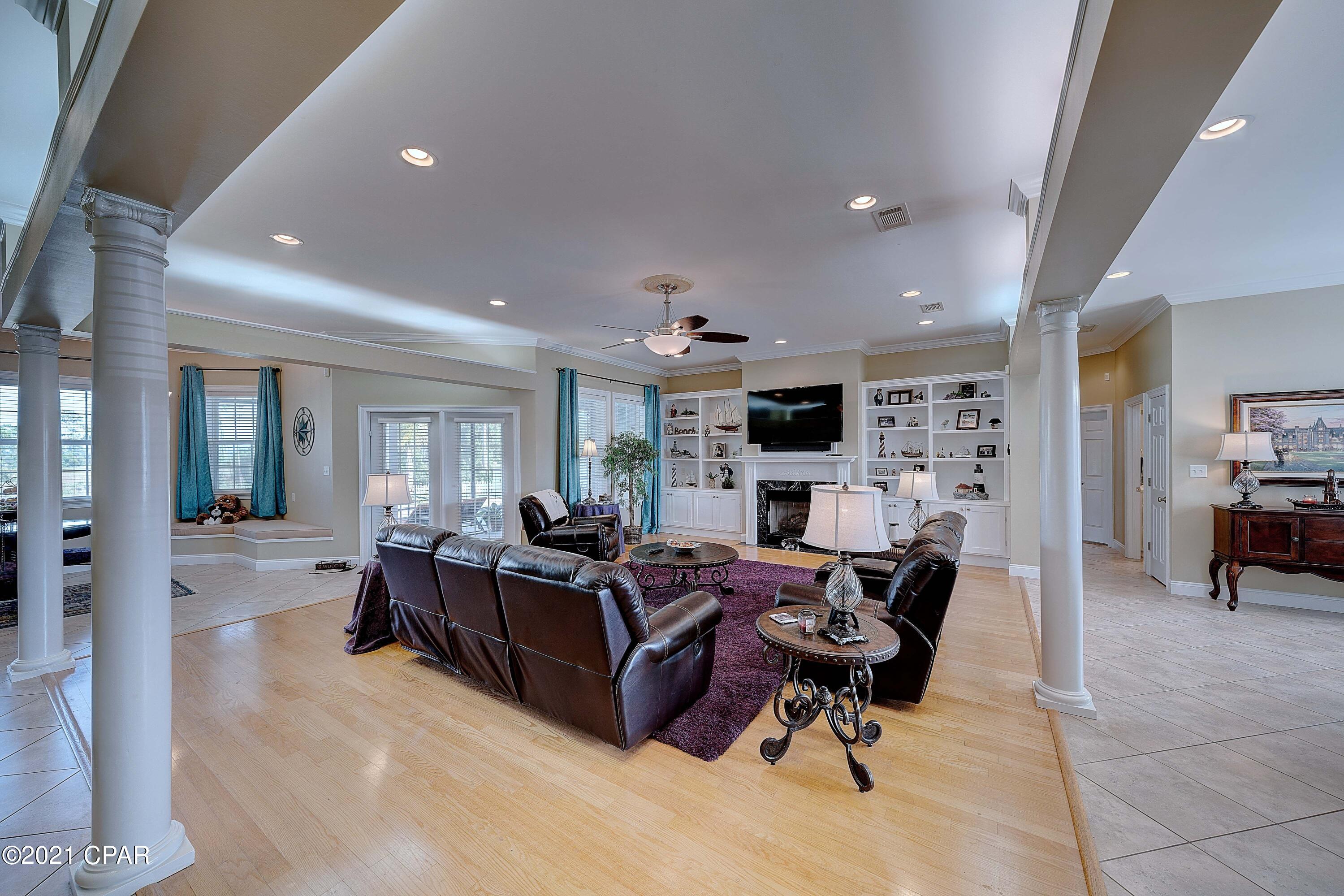 Dolphin Bay Ph I - Residential