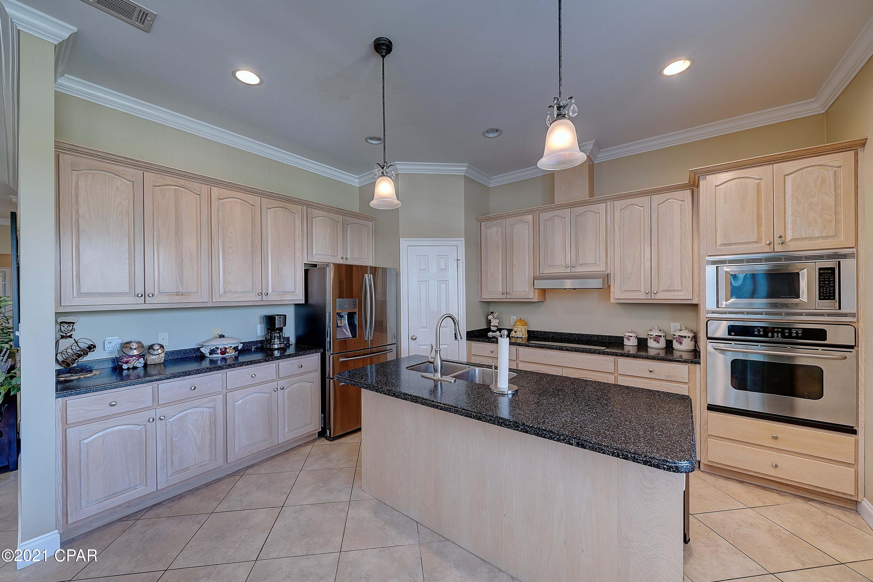 Dolphin Bay Ph I - Residential