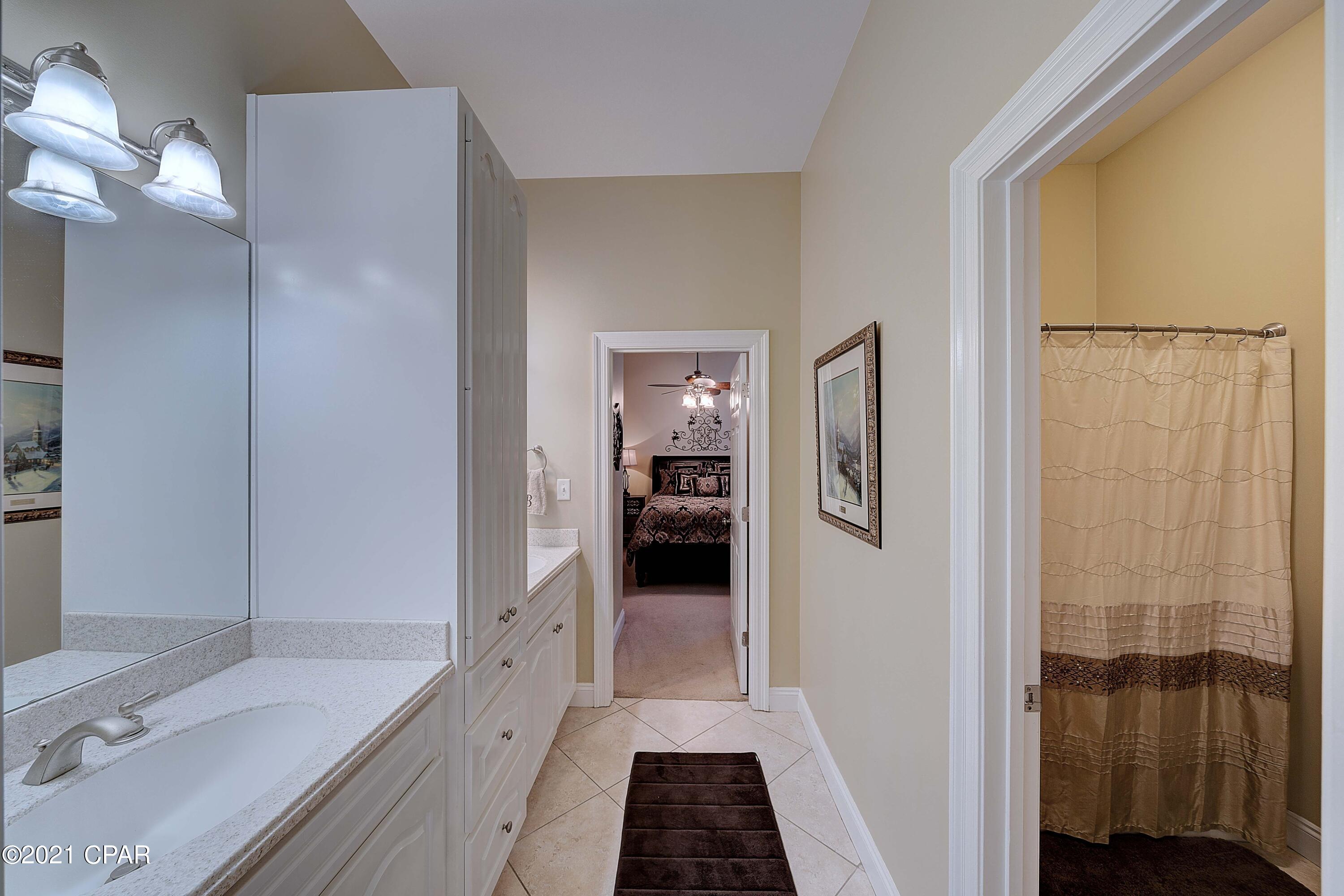 Dolphin Bay Ph I - Residential