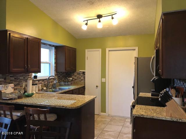 Fmw's Del Add To Lynn Haven - Residential