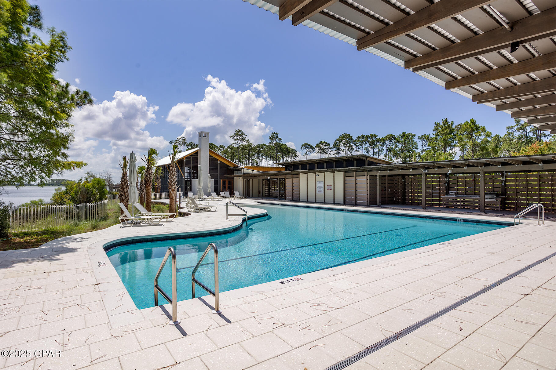 Rivercamps On Crooked Creek - Residential