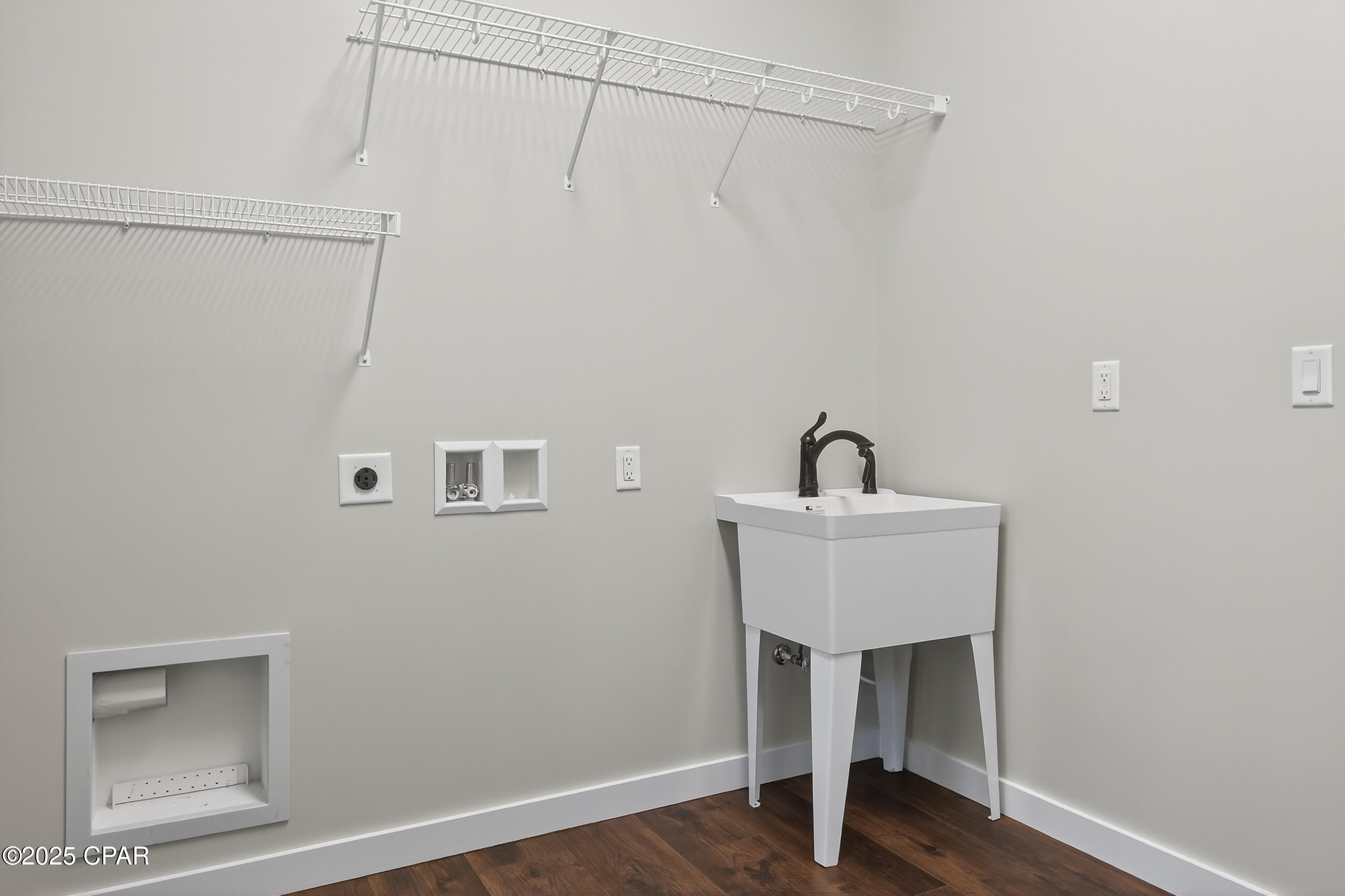 Rivercamps On Crooked Creek - Residential