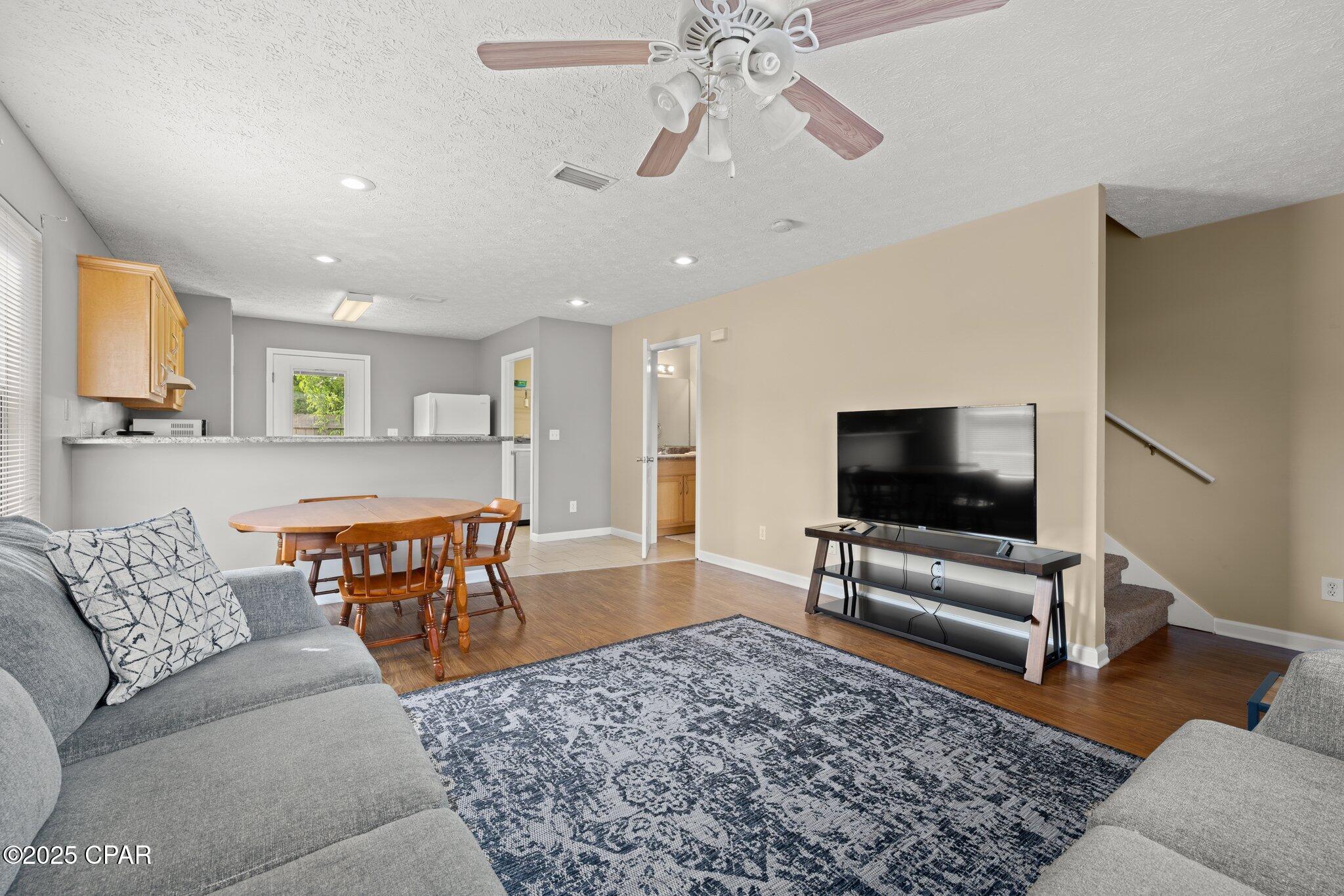 [No Recorded Subdiv] - Residential Lease