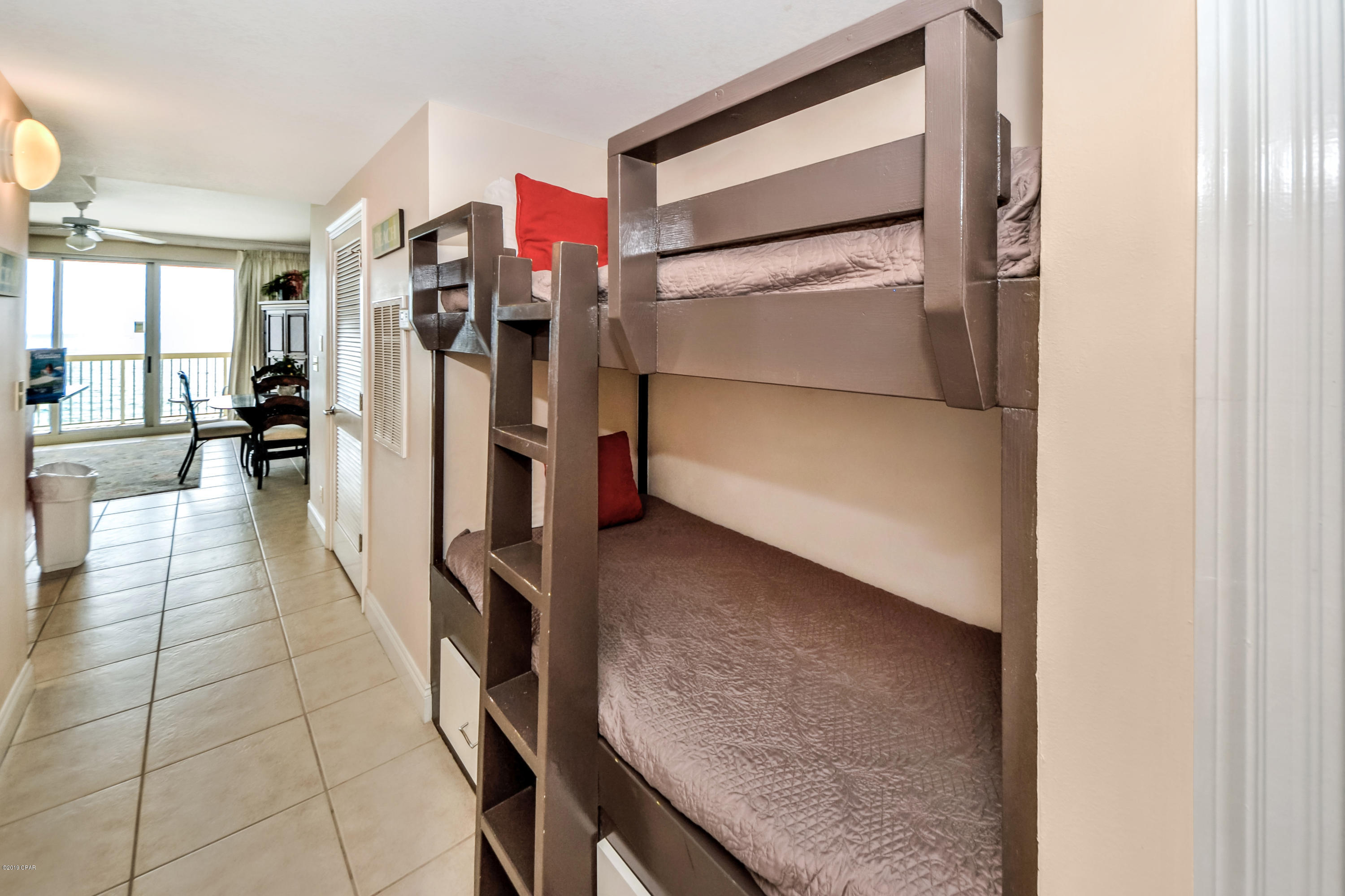 Calypso Towers I - Residential