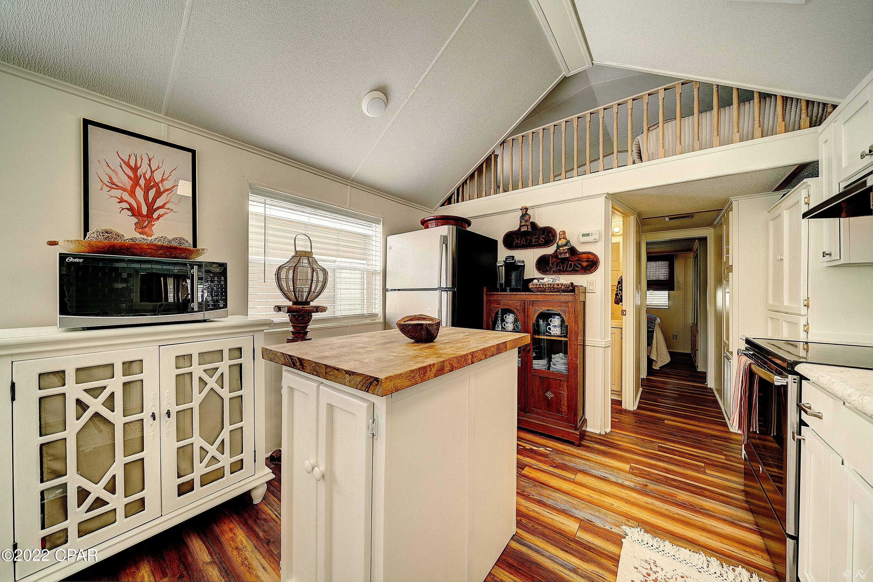 Emerald Pointe Resort - Residential