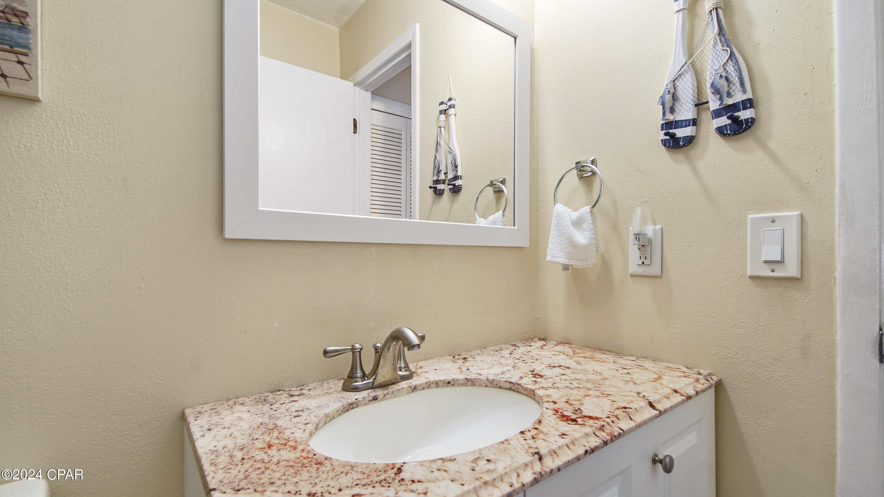 Venetian Villa 1st Add Replat - Residential