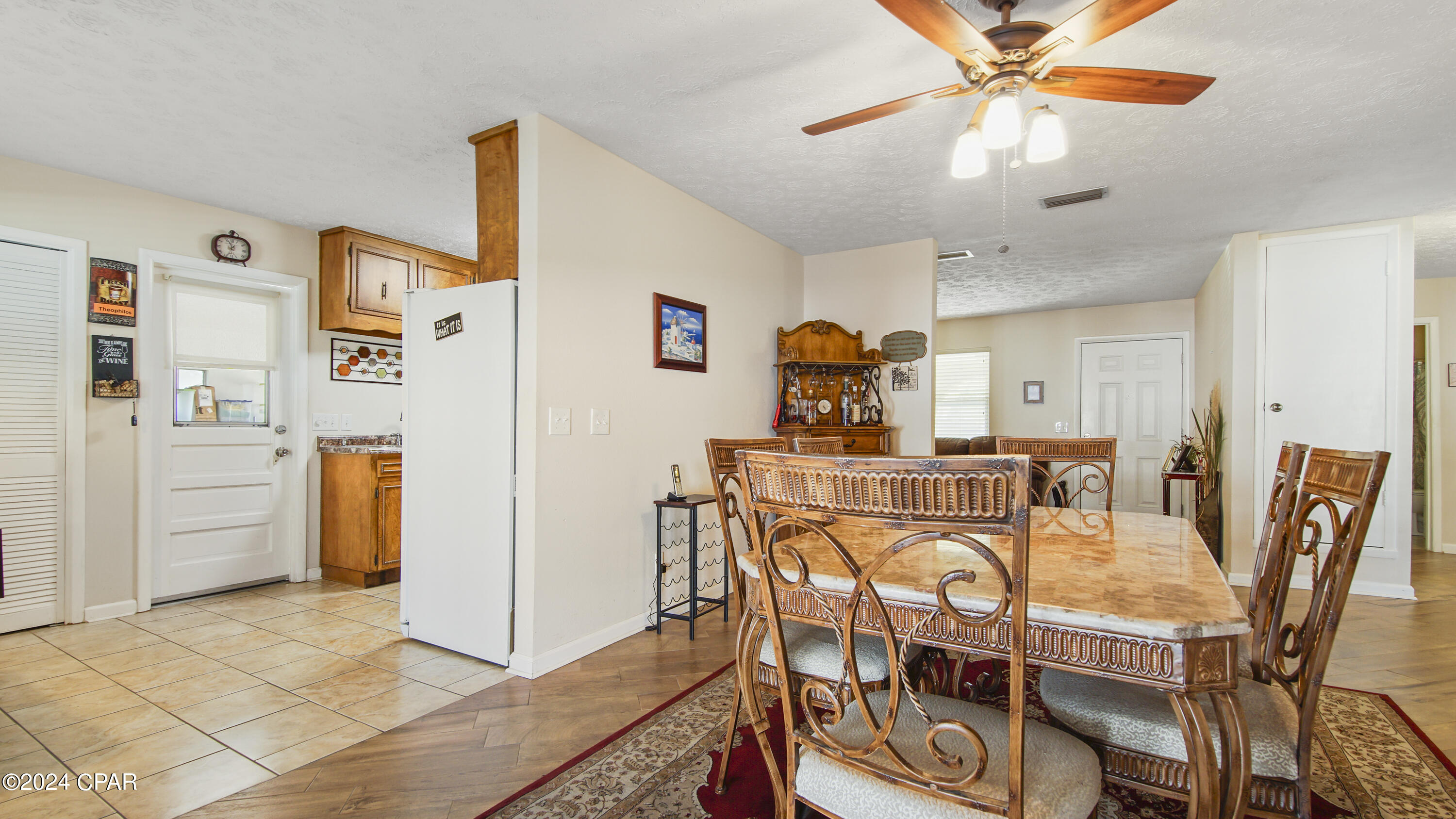 Venetian Villa 1st Add Replat - Residential