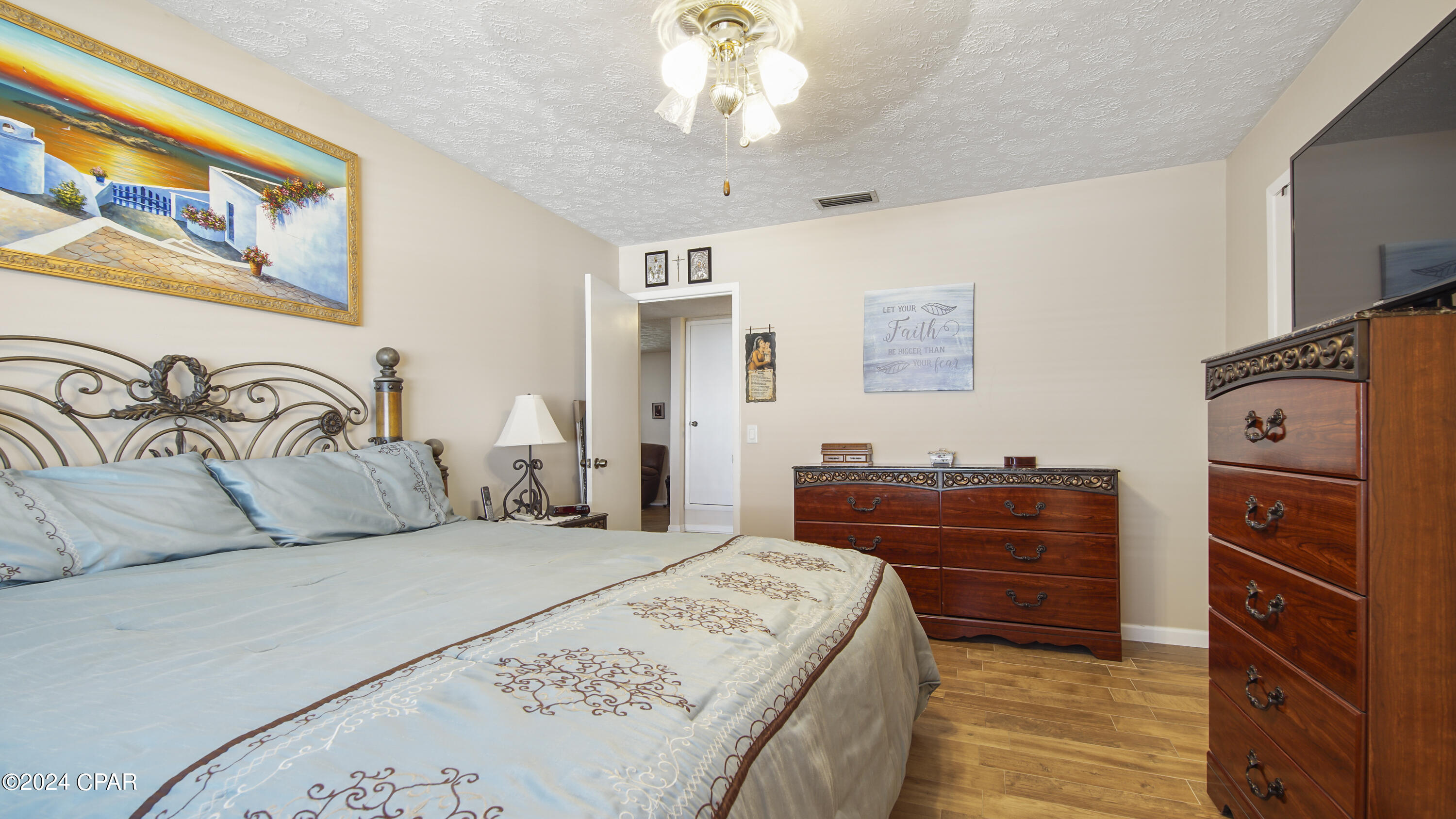 Venetian Villa 1st Add Replat - Residential