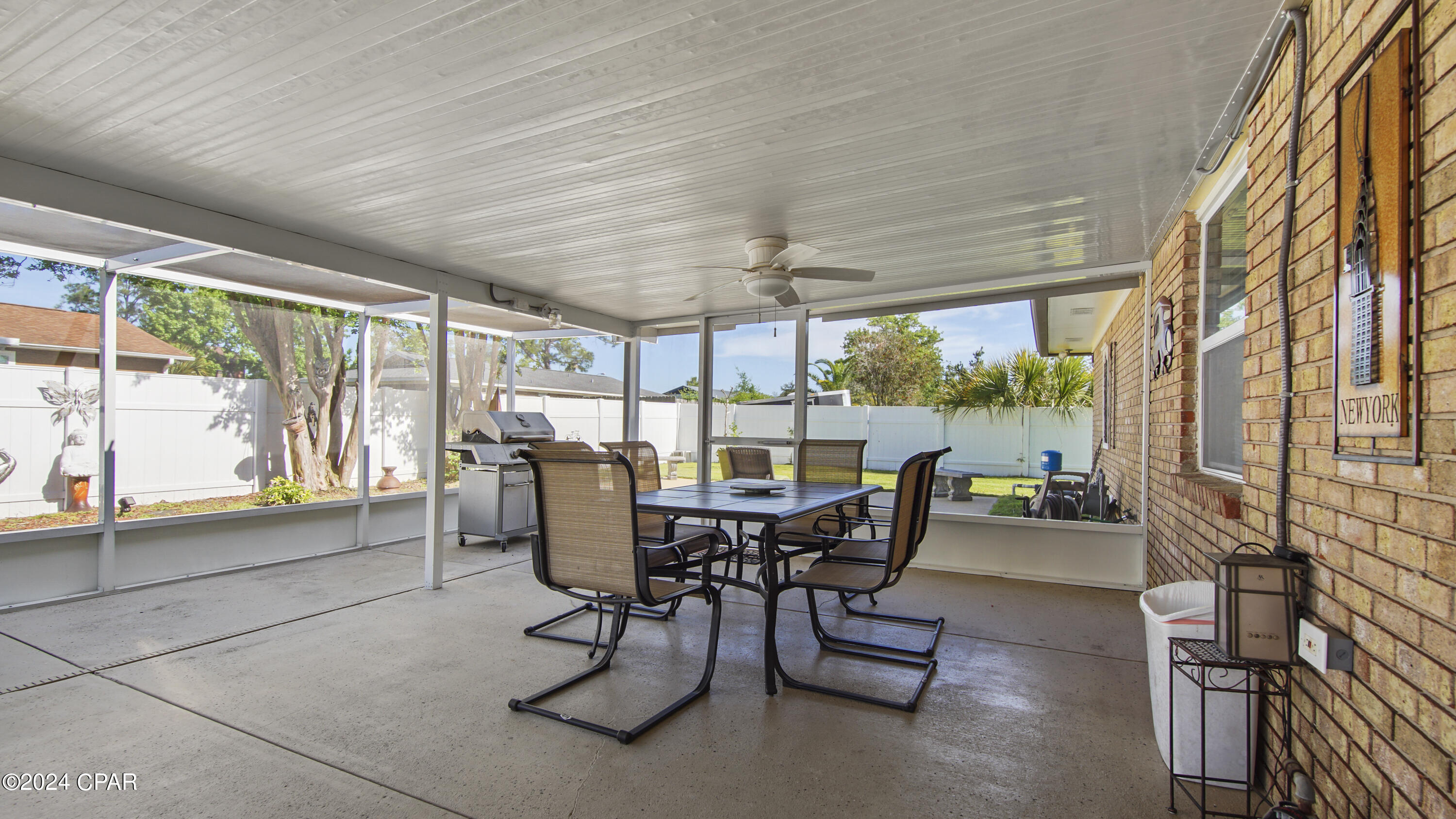 Venetian Villa 1st Add Replat - Residential