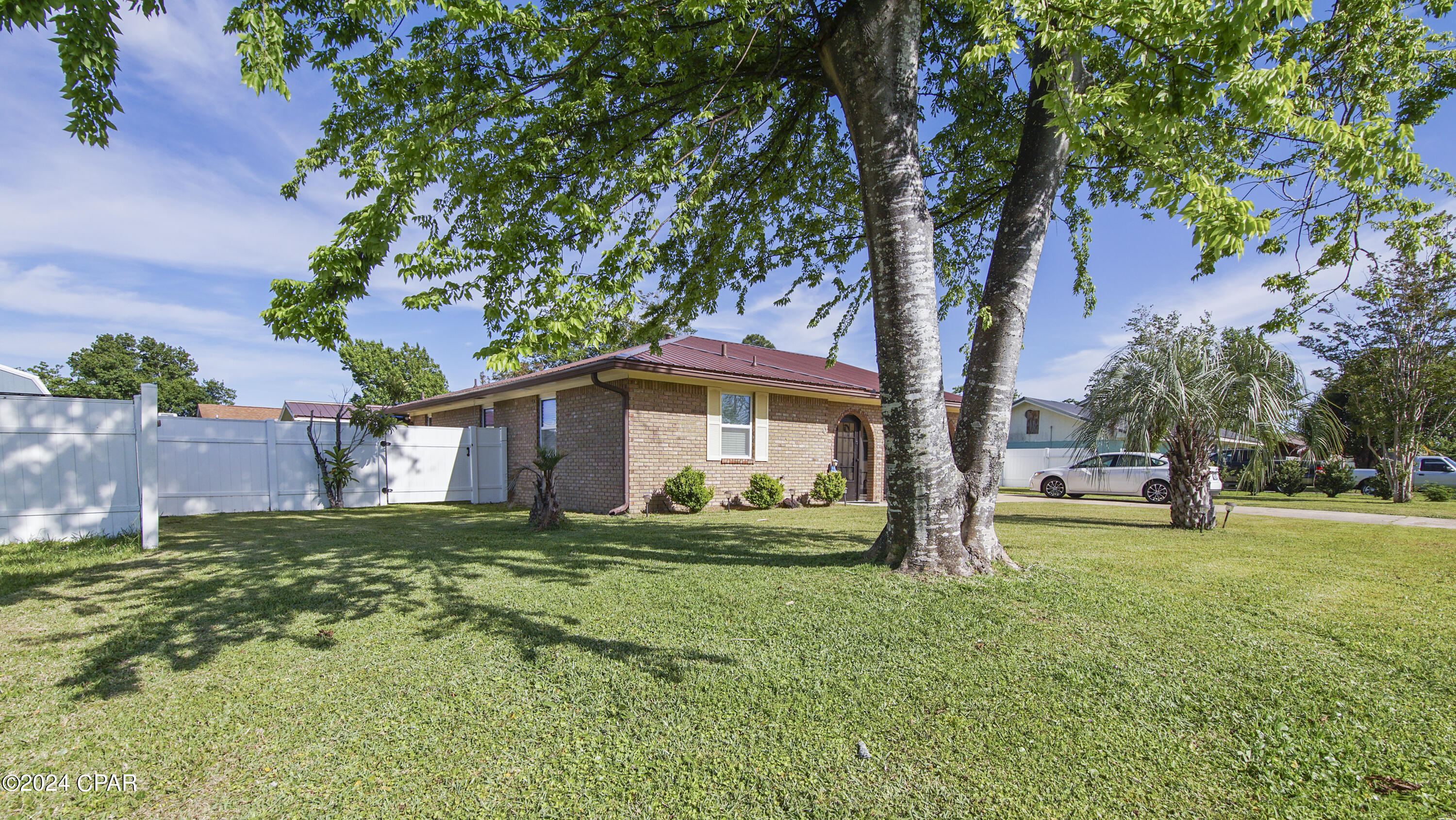 Venetian Villa 1st Add Replat - Residential