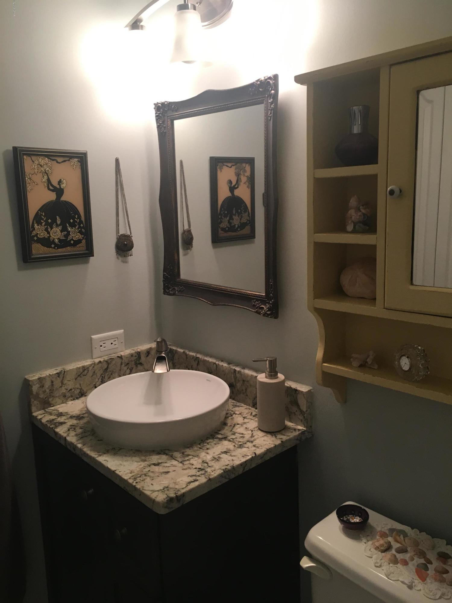 Emerald Shores Condo - Residential