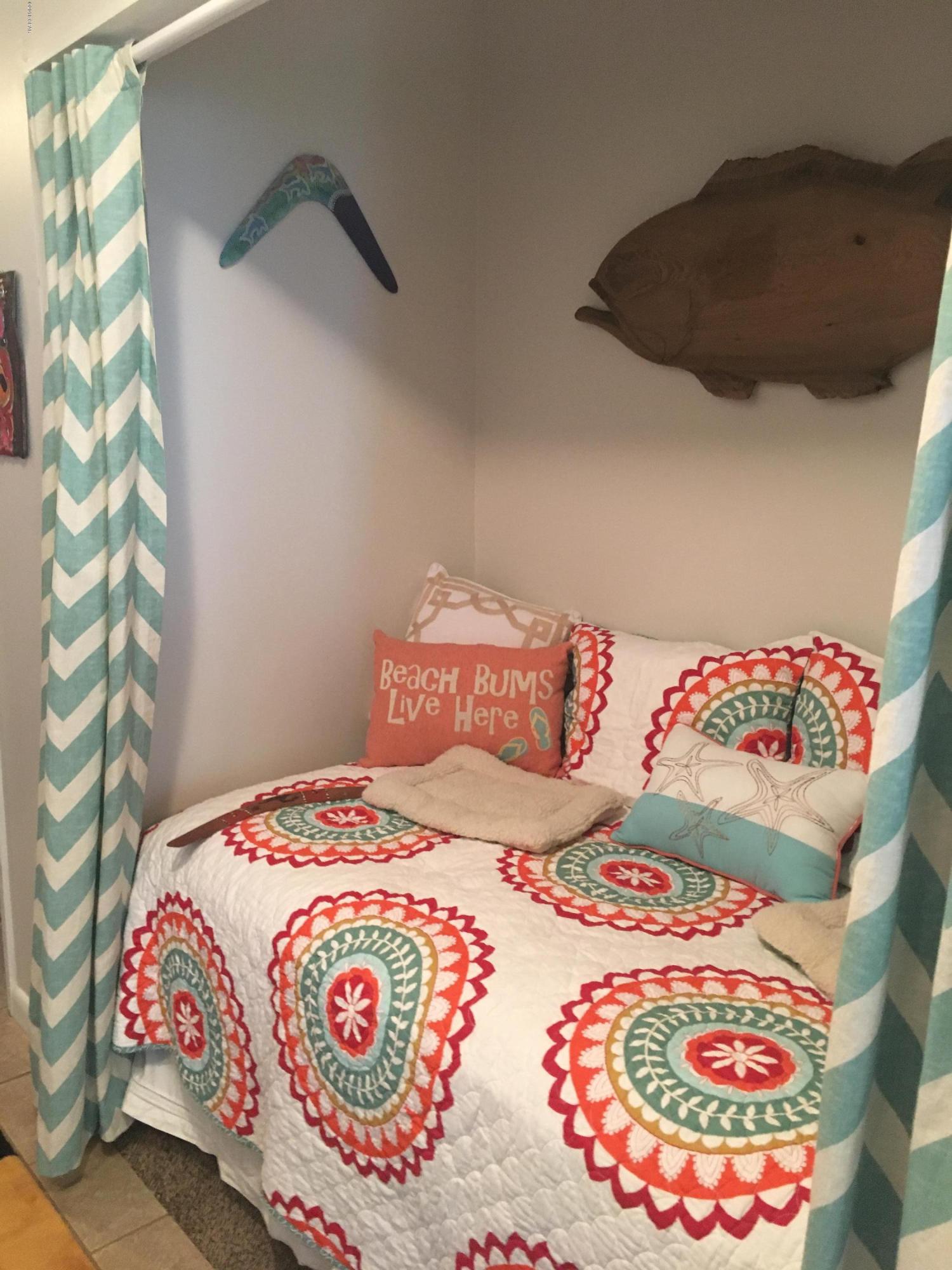 Emerald Shores Condo - Residential