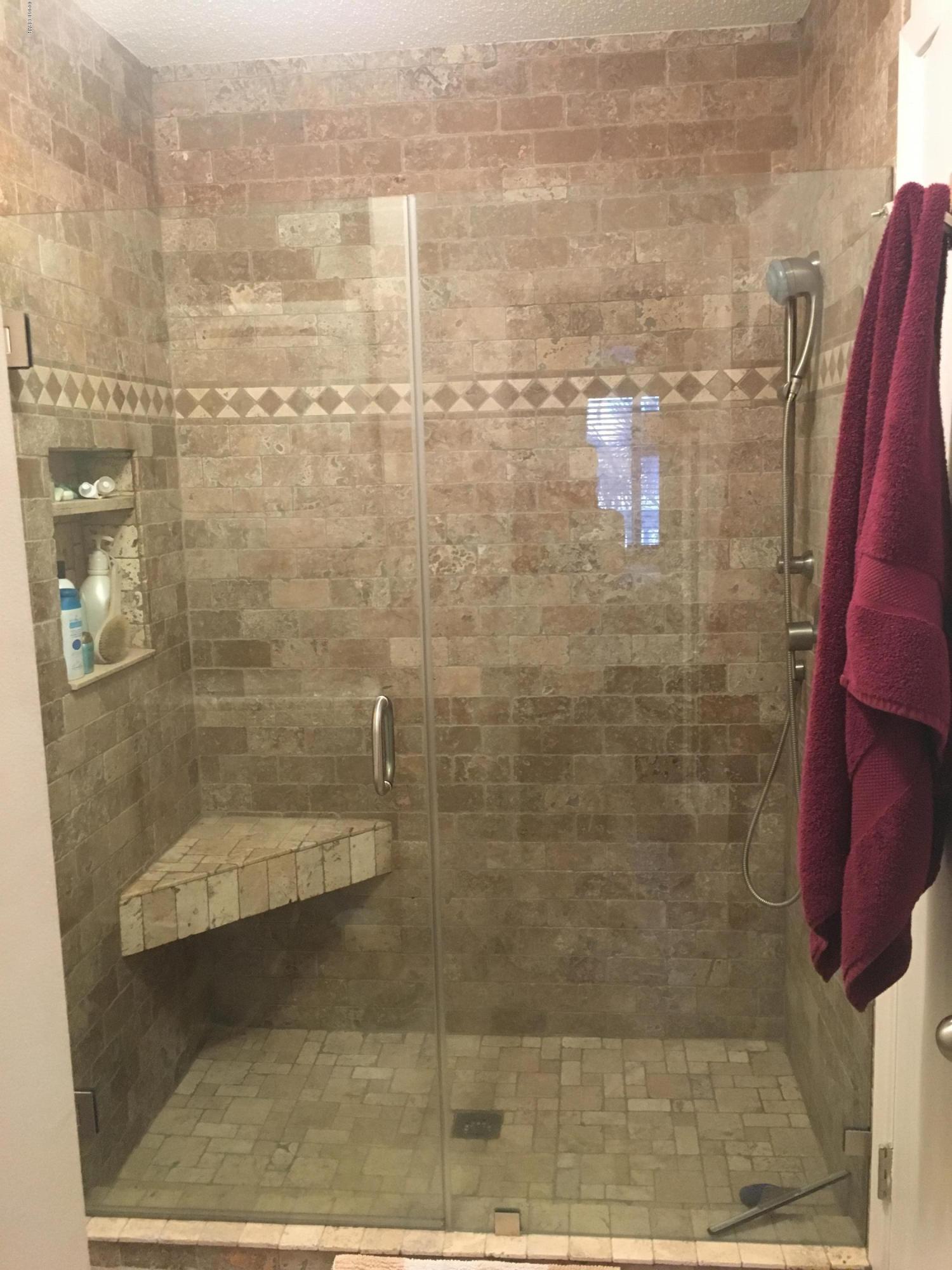 Emerald Shores Condo - Residential